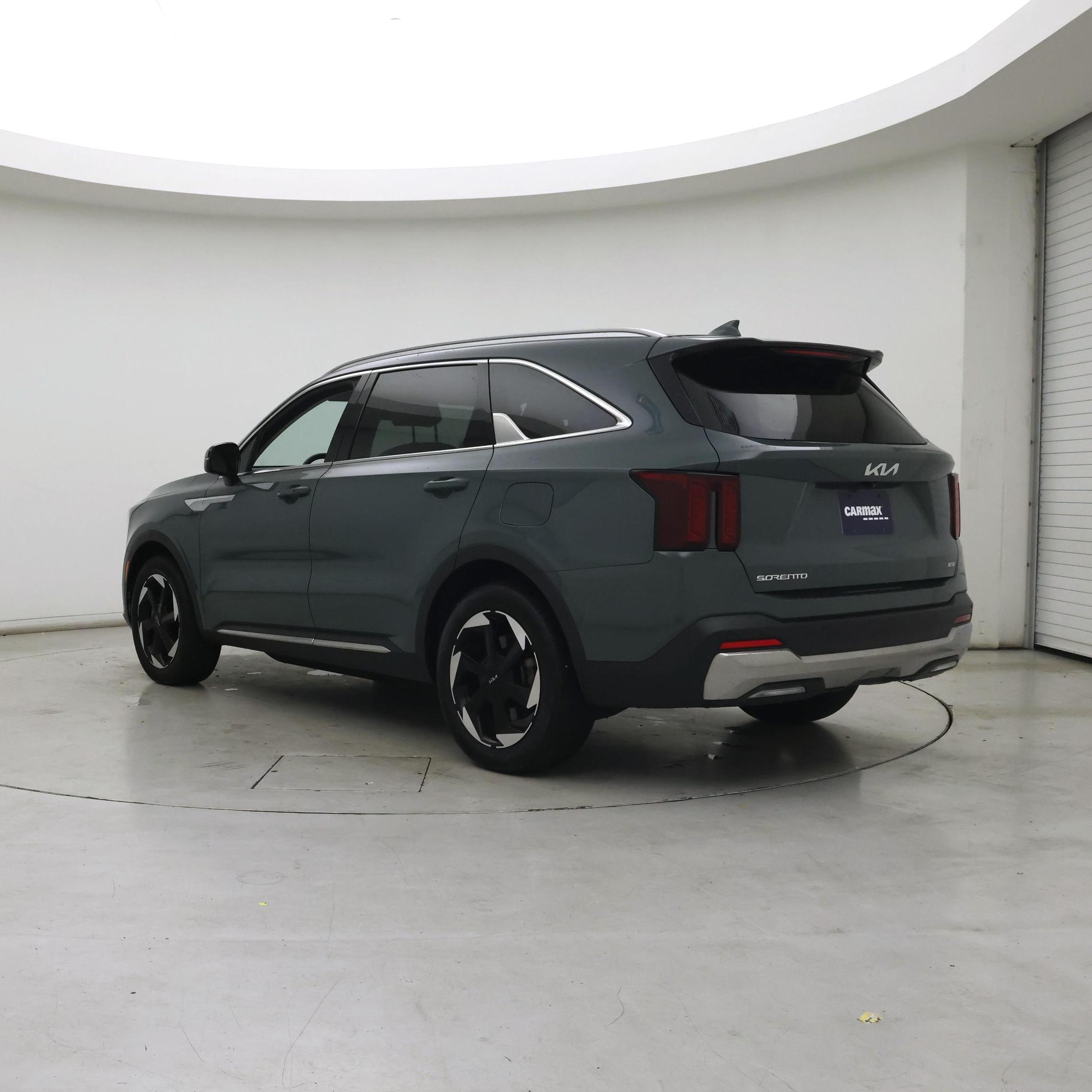 Thumbnail: 2025 Kia Sorento - 2
