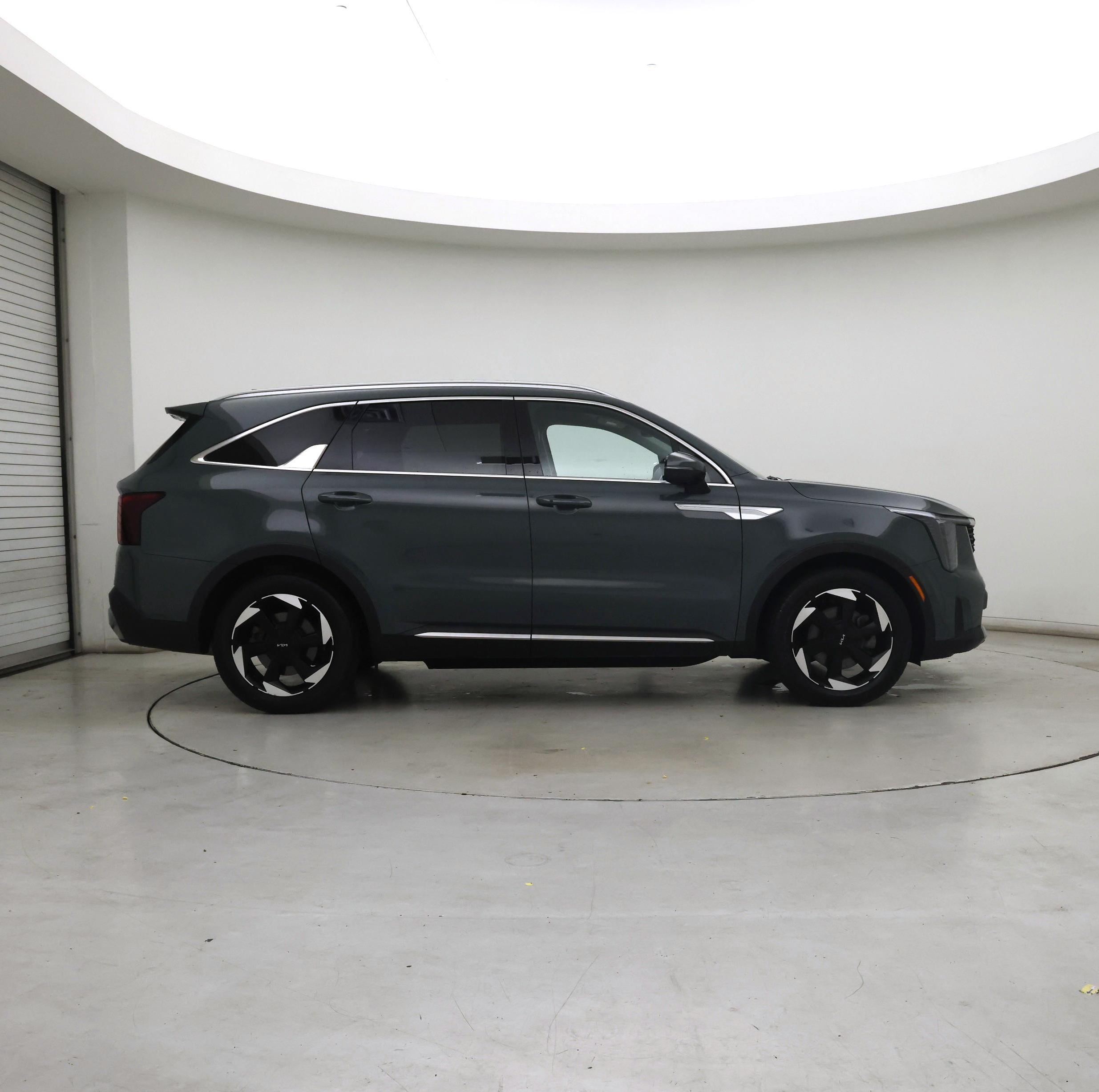 Thumbnail: 2025 Kia Sorento - 7