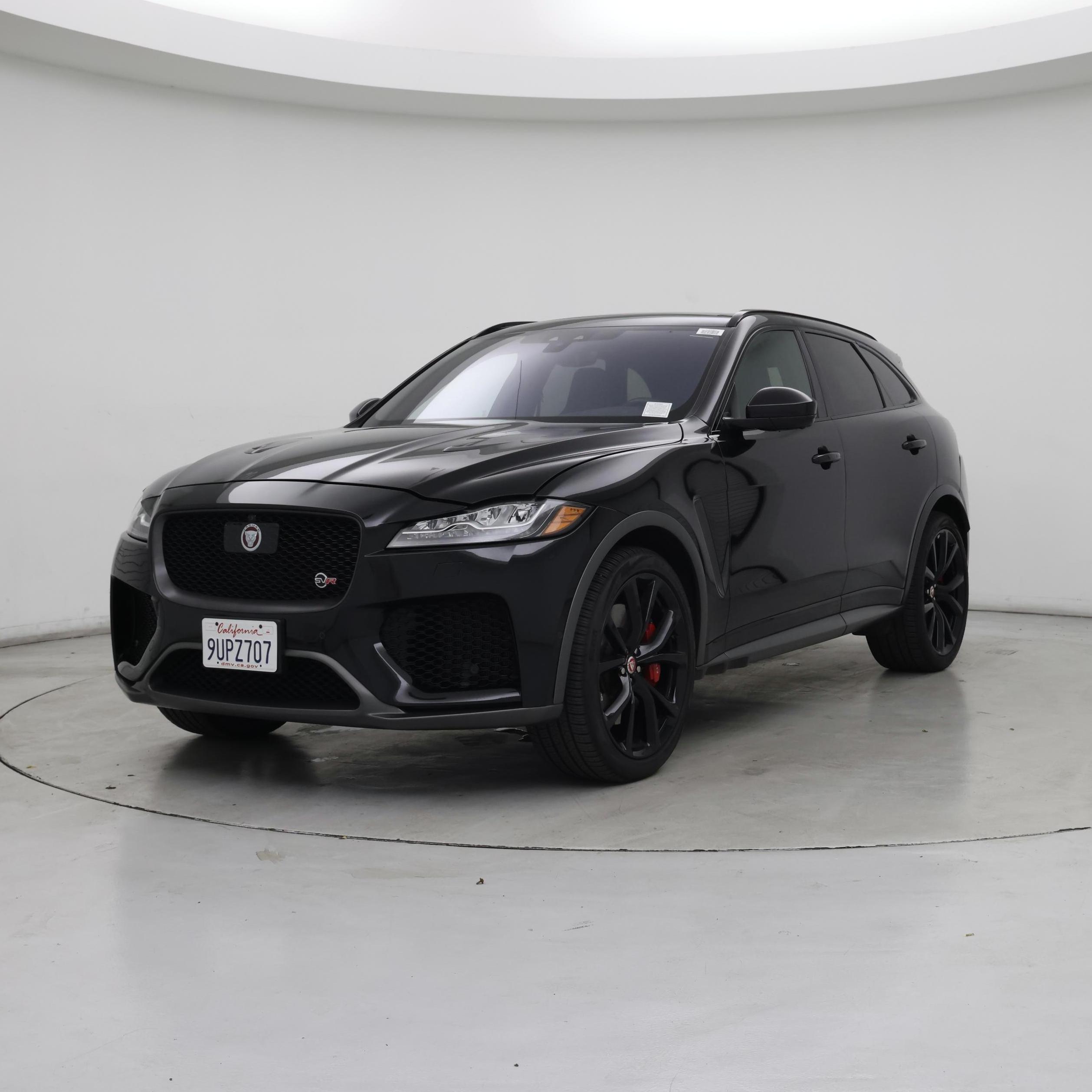 Thumbnail: 2020 Jaguar F-Pace - 4