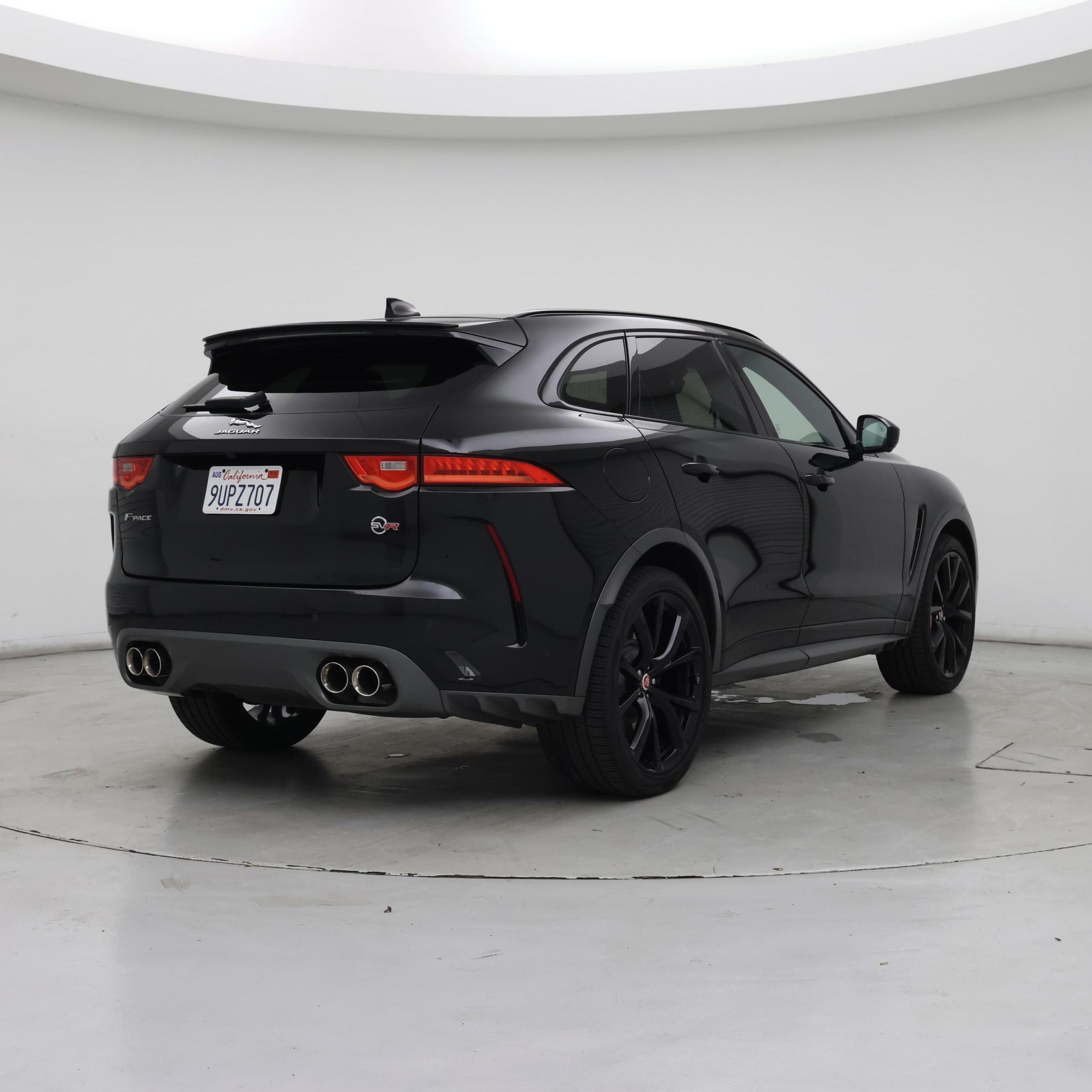 Thumbnail: 2020 Jaguar F-Pace - 8