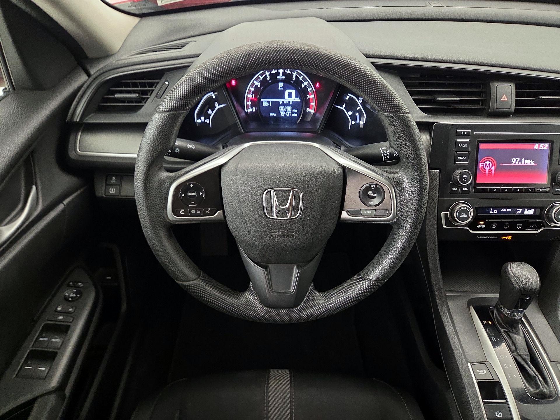 Thumbnail: 2016 Honda Civic - 10