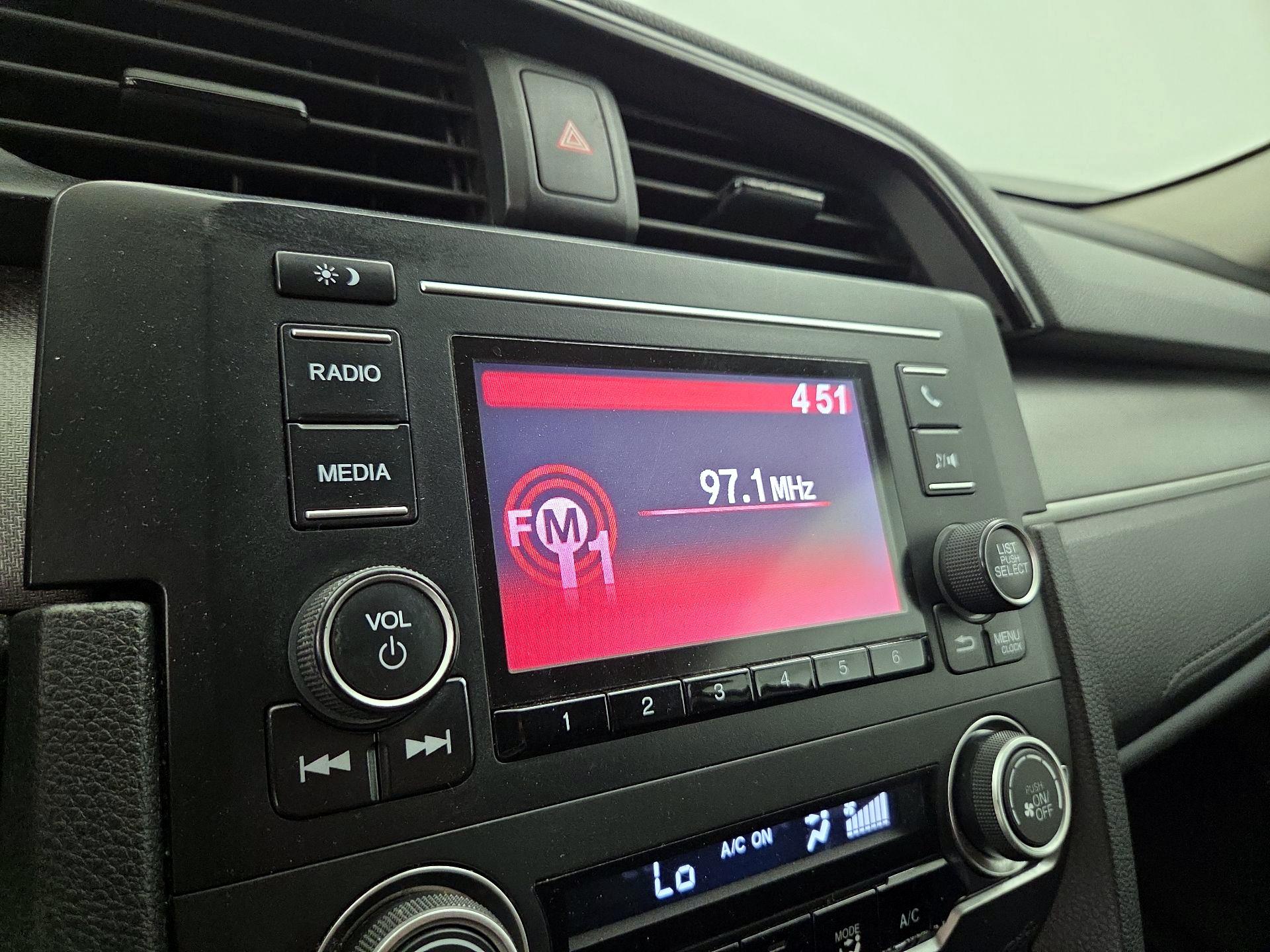 Thumbnail: 2016 Honda Civic - 15