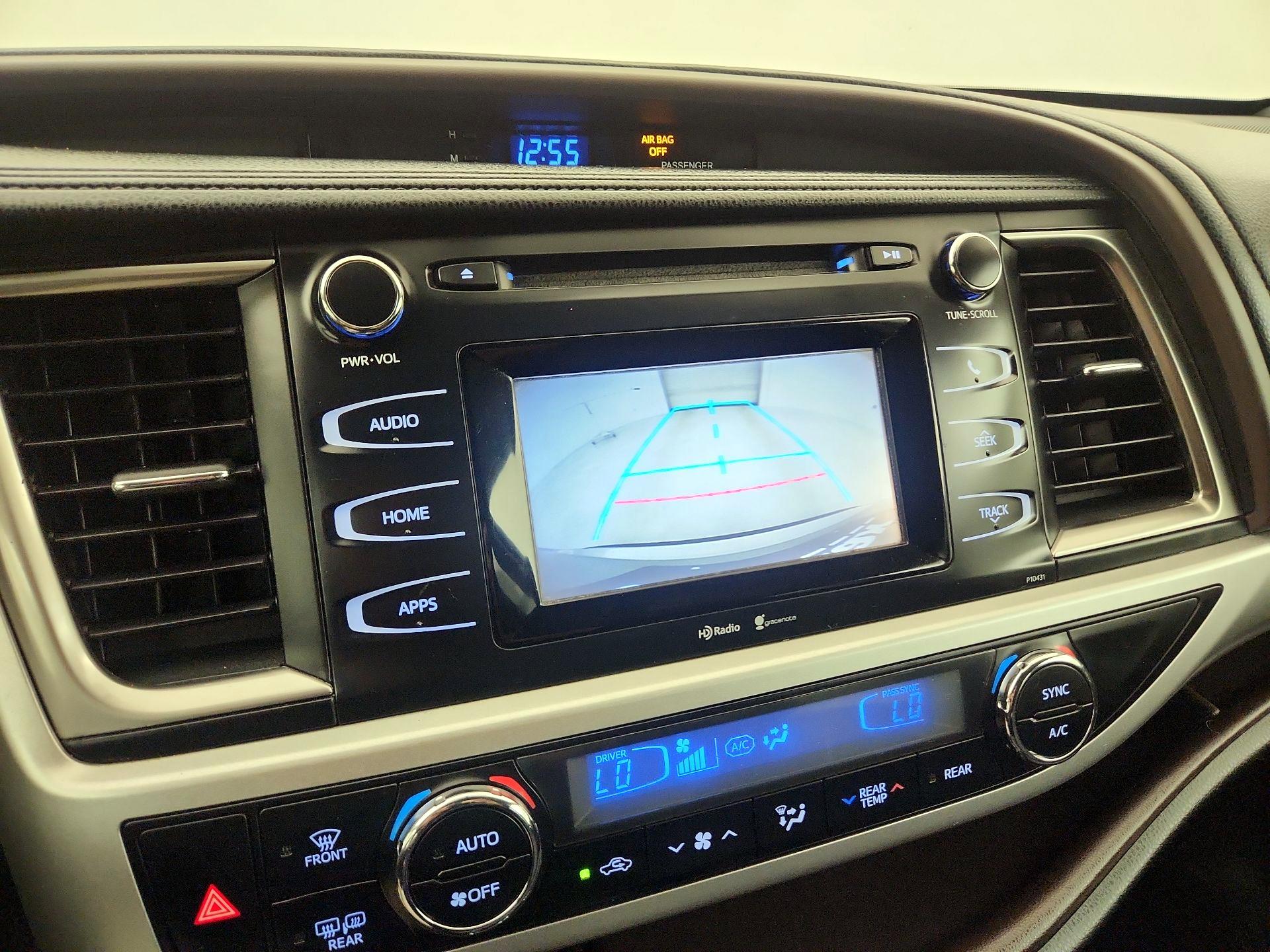 Thumbnail: 2014 Toyota Highlander - 14