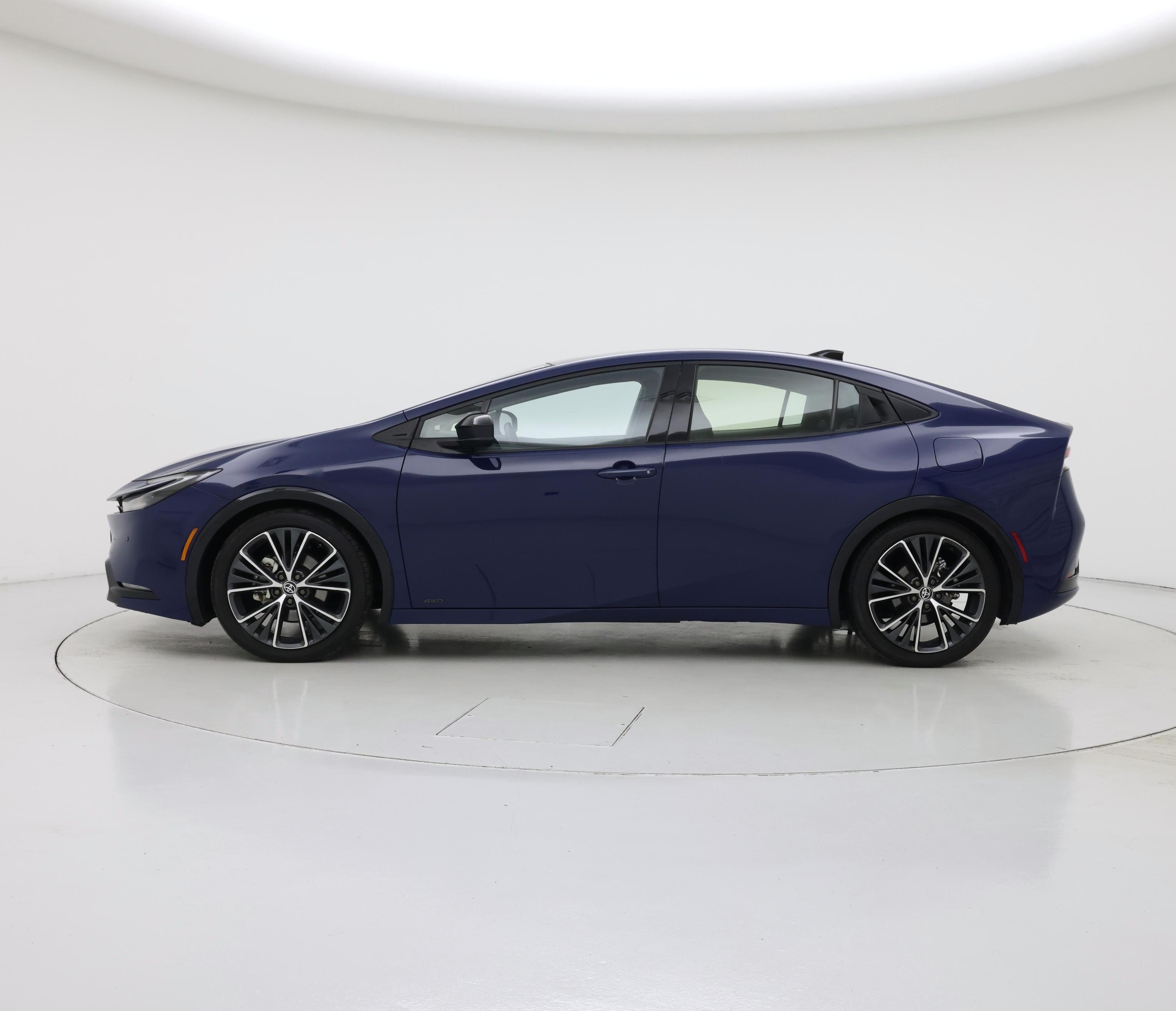 Thumbnail: 2023 Toyota Prius - 3