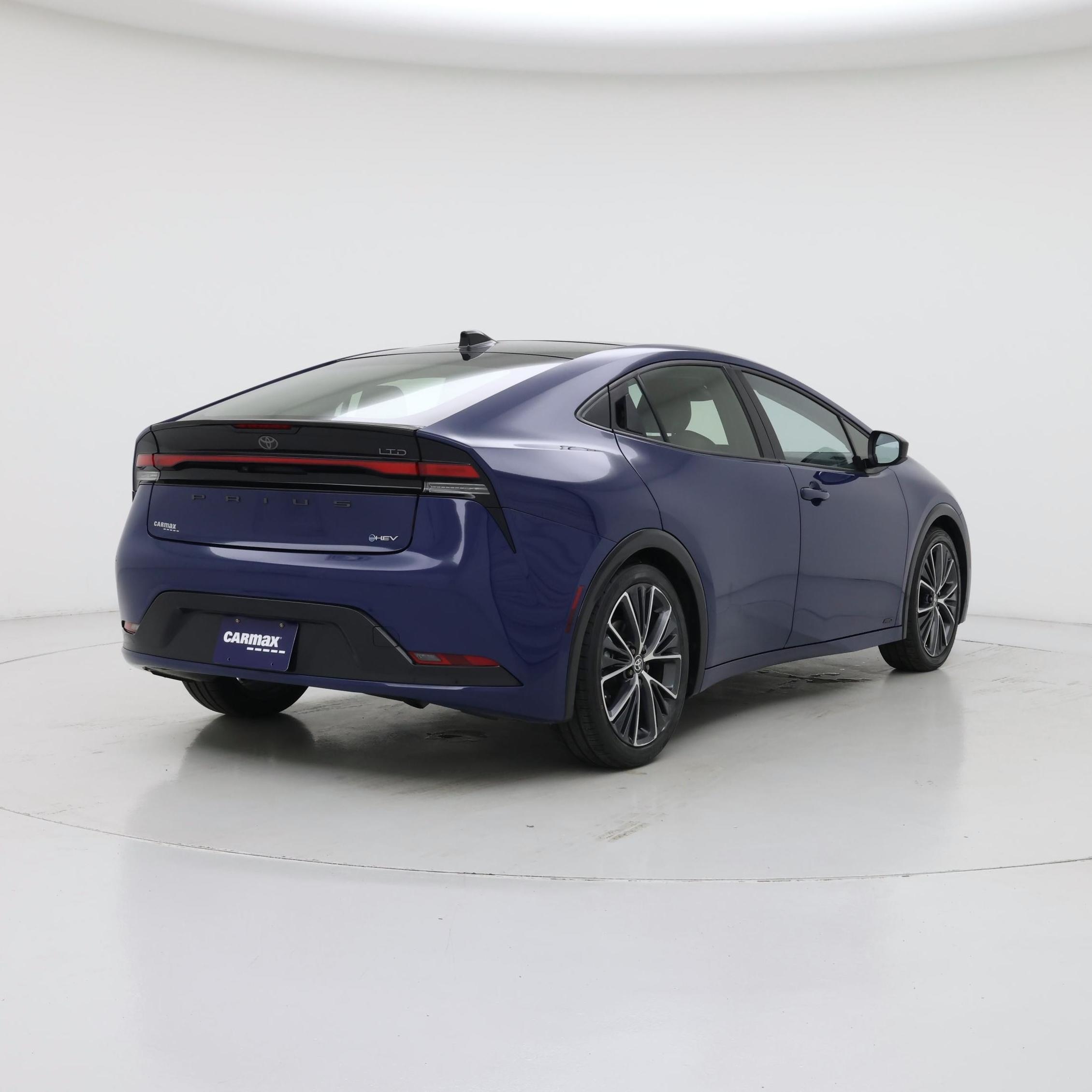 Thumbnail: 2023 Toyota Prius - 8