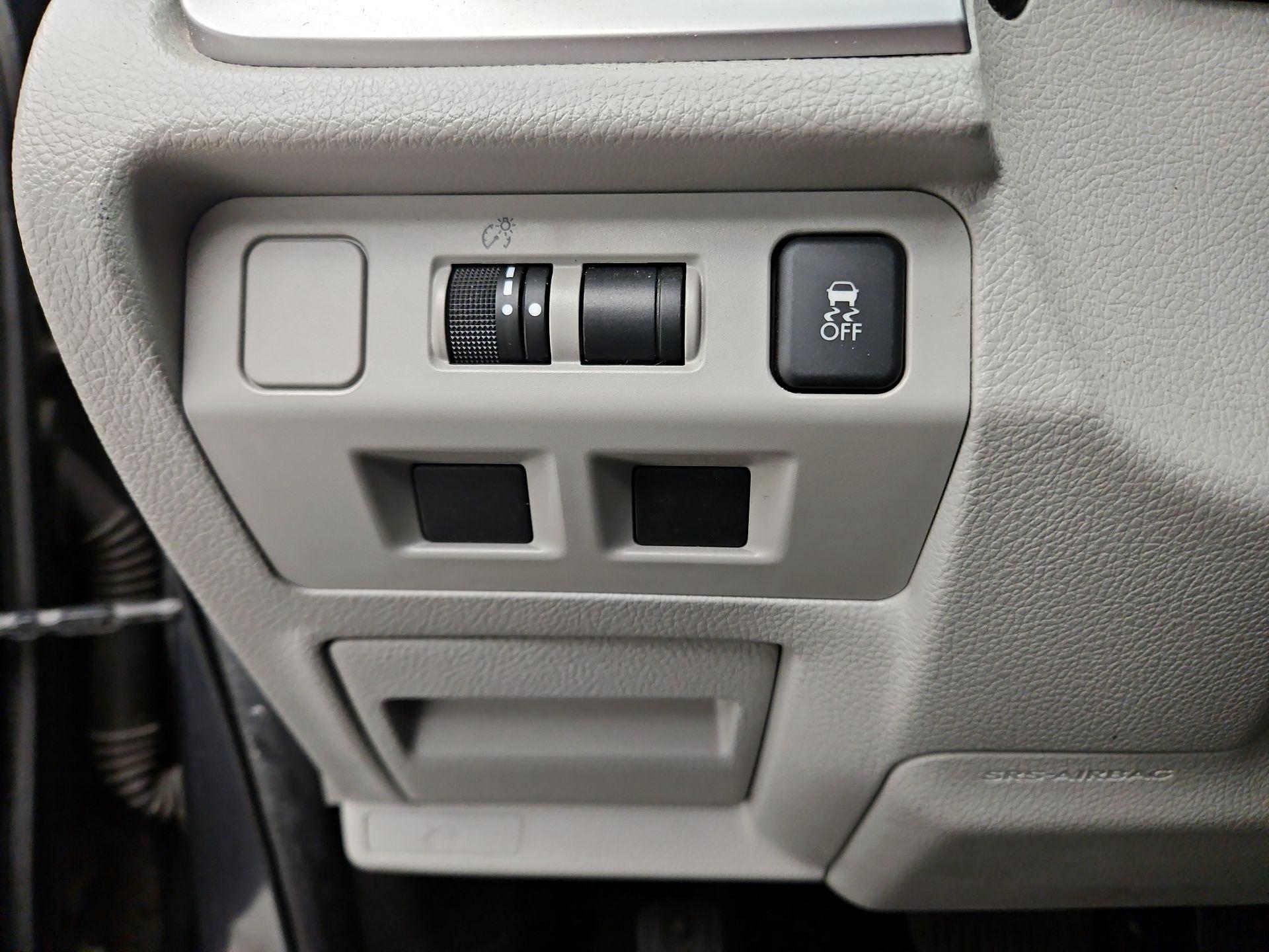 Thumbnail: 2017 Subaru Forester - 13