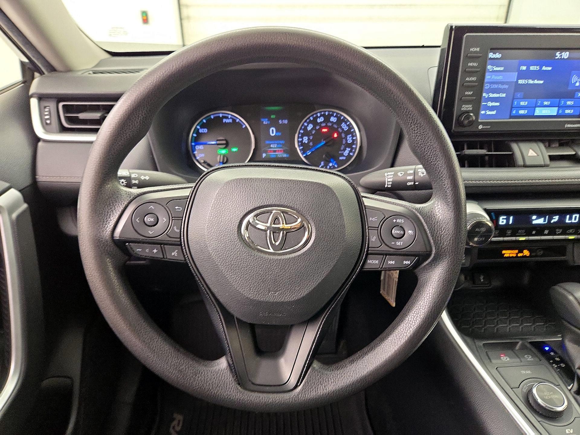 Thumbnail: 2020 Toyota RAV4 - 10