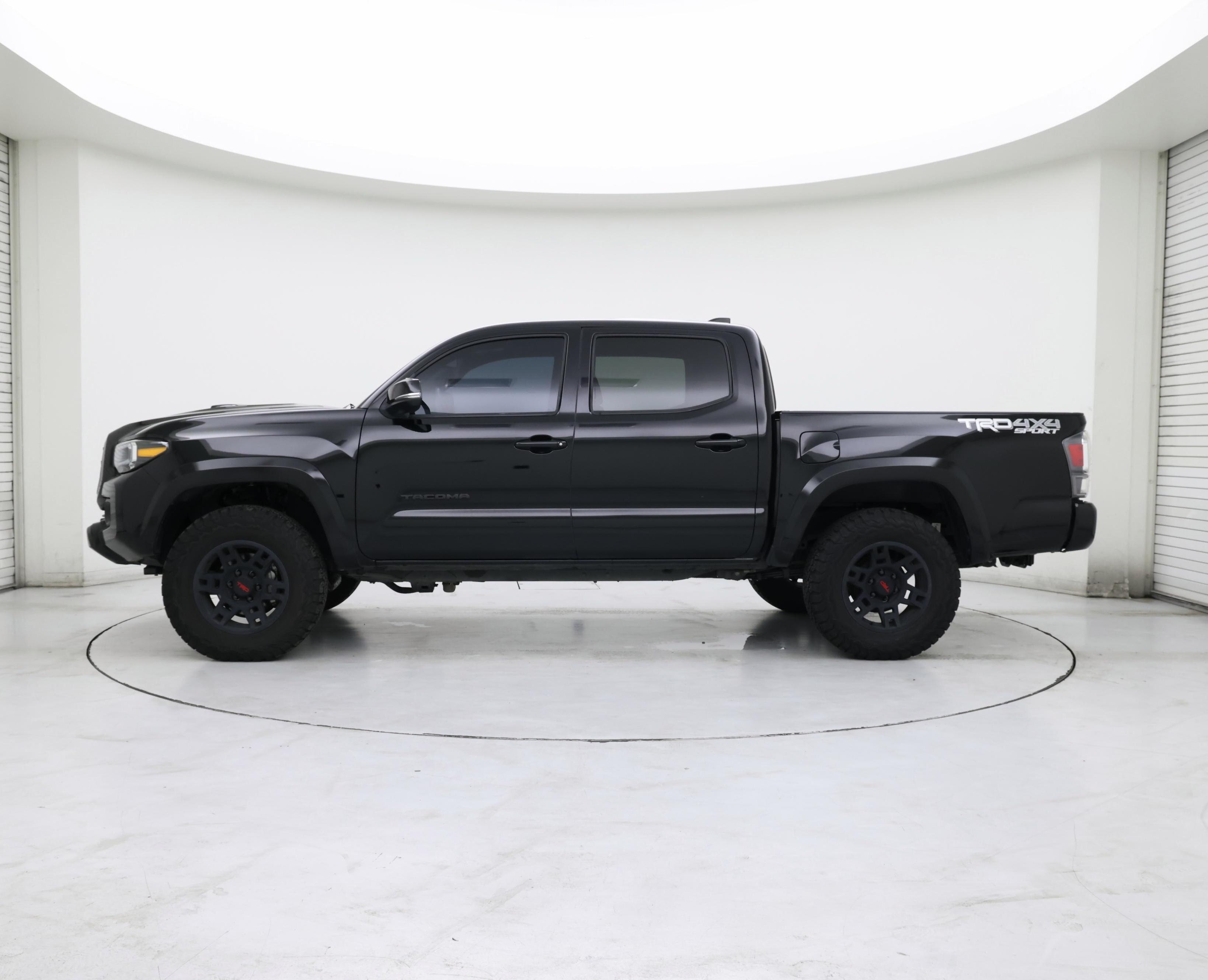 Thumbnail: 2023 Toyota Tacoma - 3