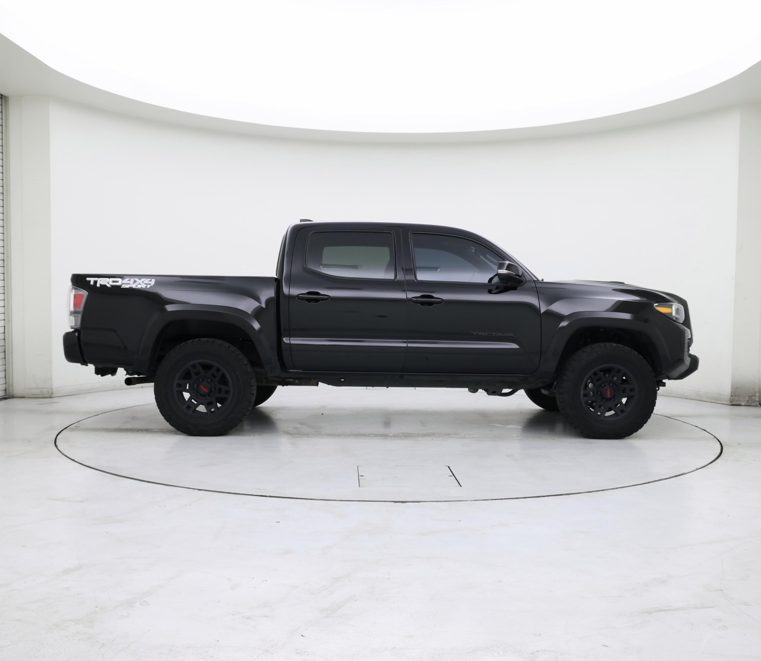 Thumbnail: 2023 Toyota Tacoma - 7