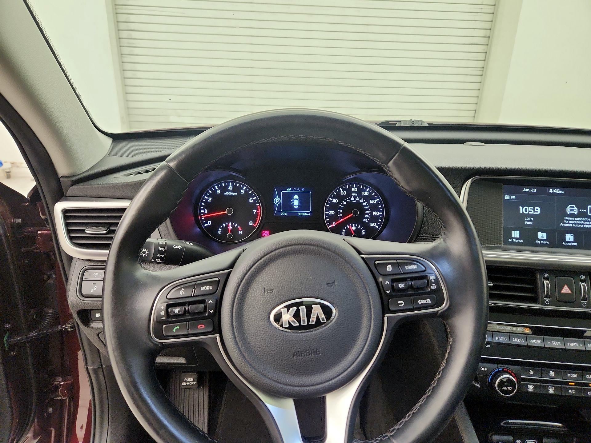Thumbnail: 2018 Kia Optima - 10
