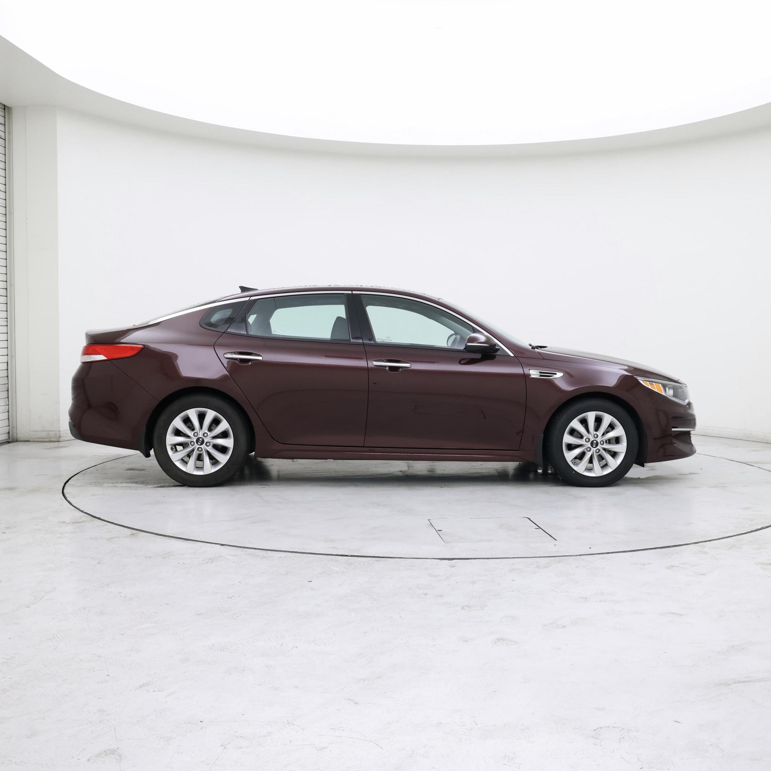 Thumbnail: 2018 Kia Optima - 7
