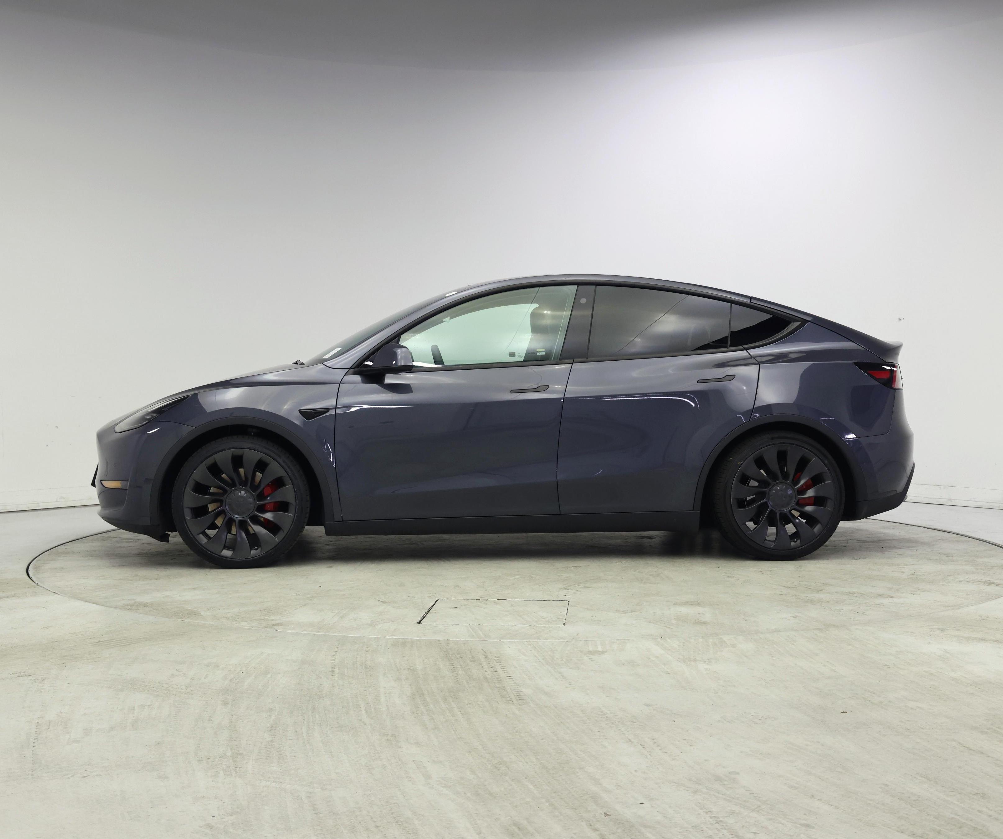 Thumbnail: 2022 Tesla Model Y - 3