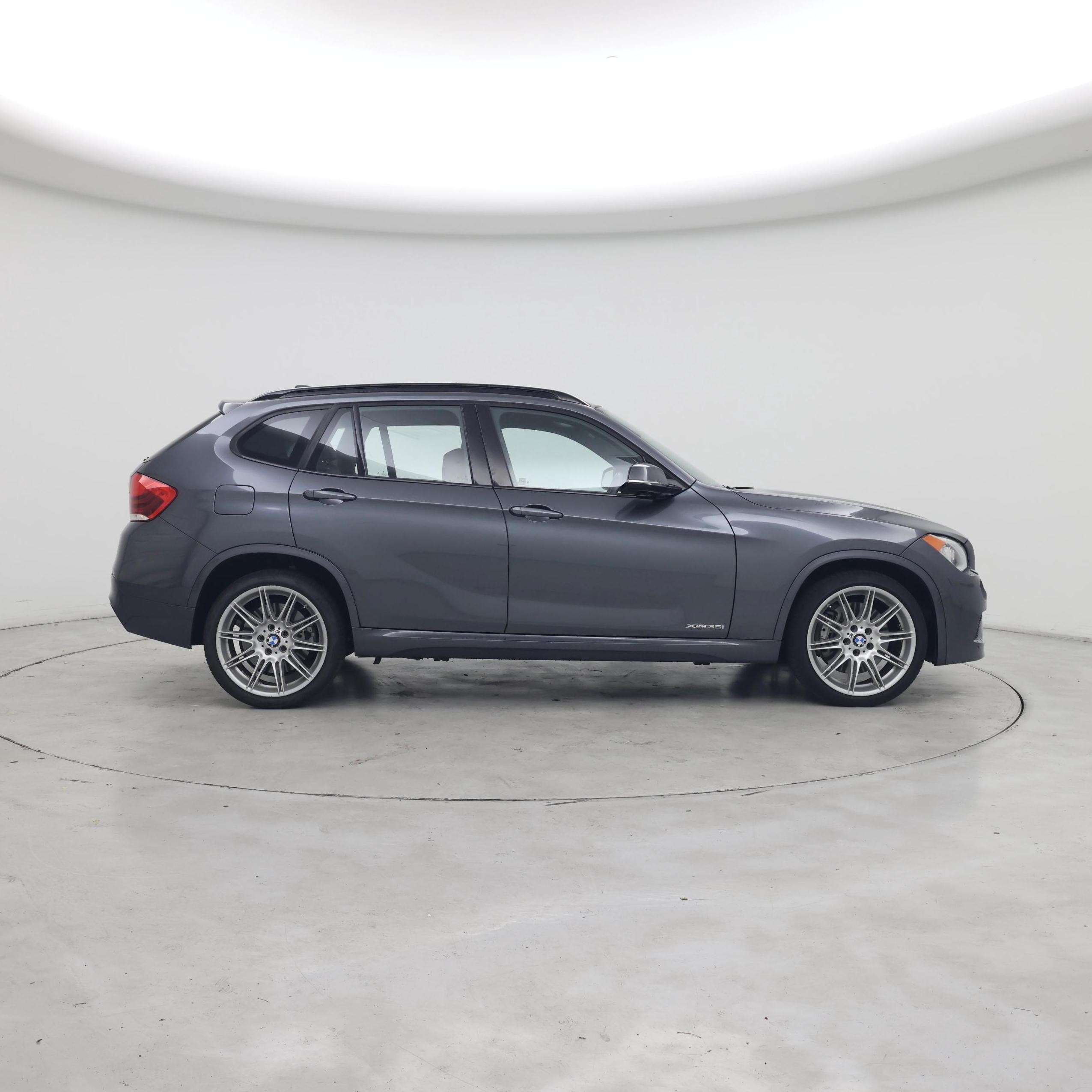 Thumbnail: 2015 BMW X1 - 7