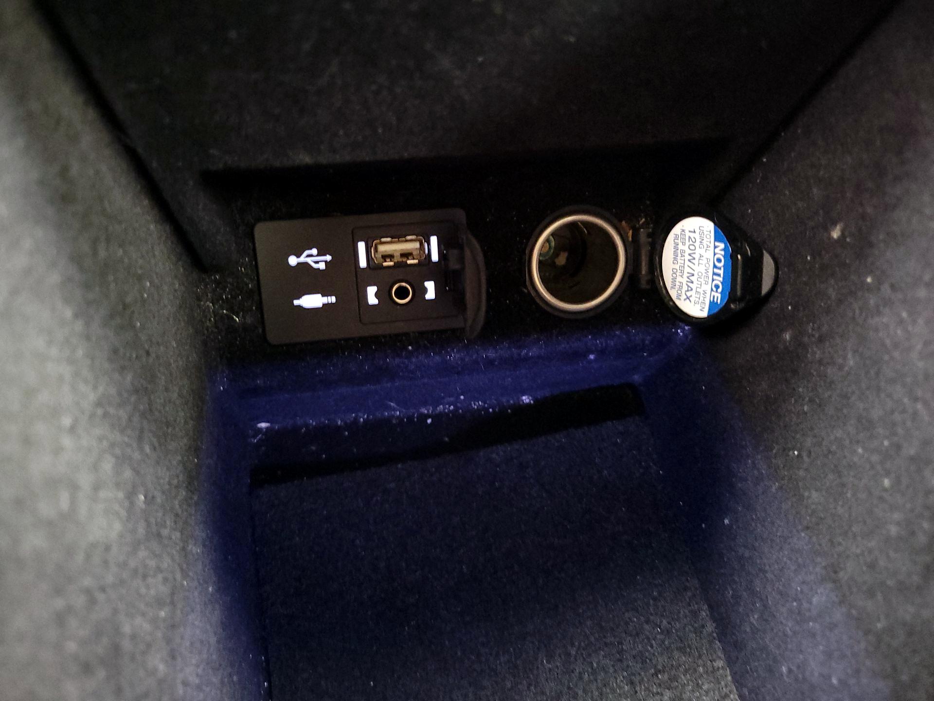 Thumbnail: 2014 Lexus ES - 19
