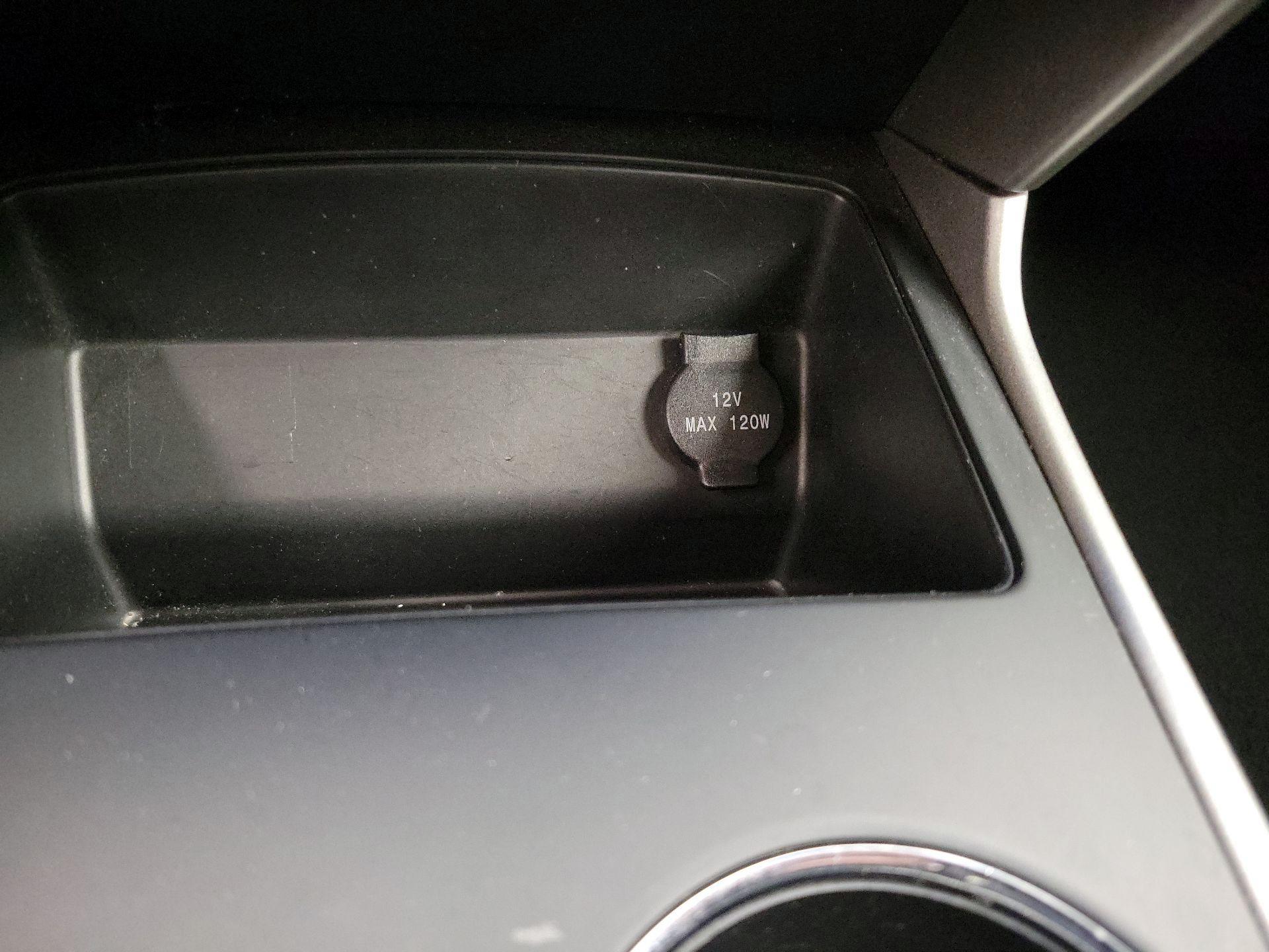 Thumbnail: 2015 Nissan Altima - 17