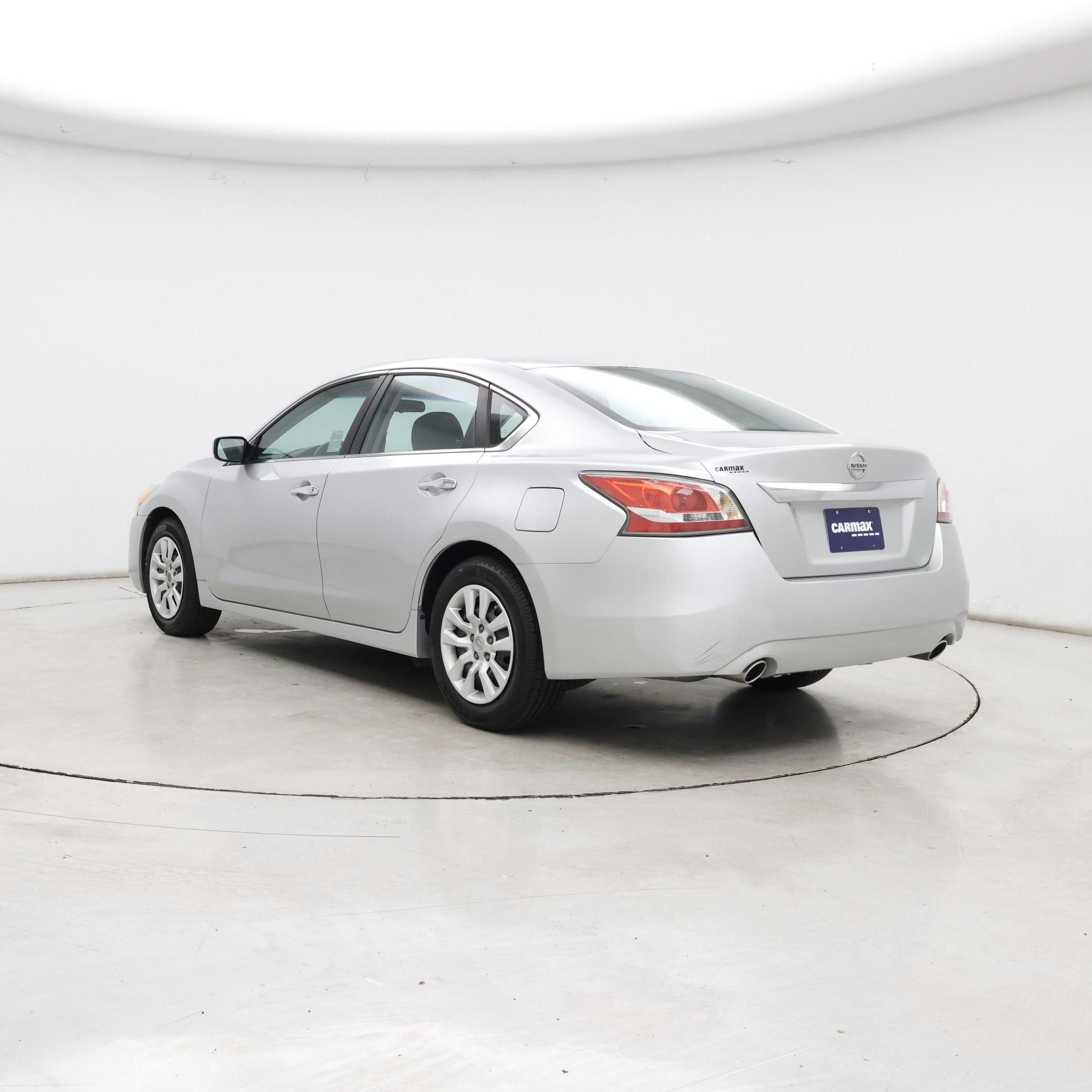 Thumbnail: 2015 Nissan Altima - 2