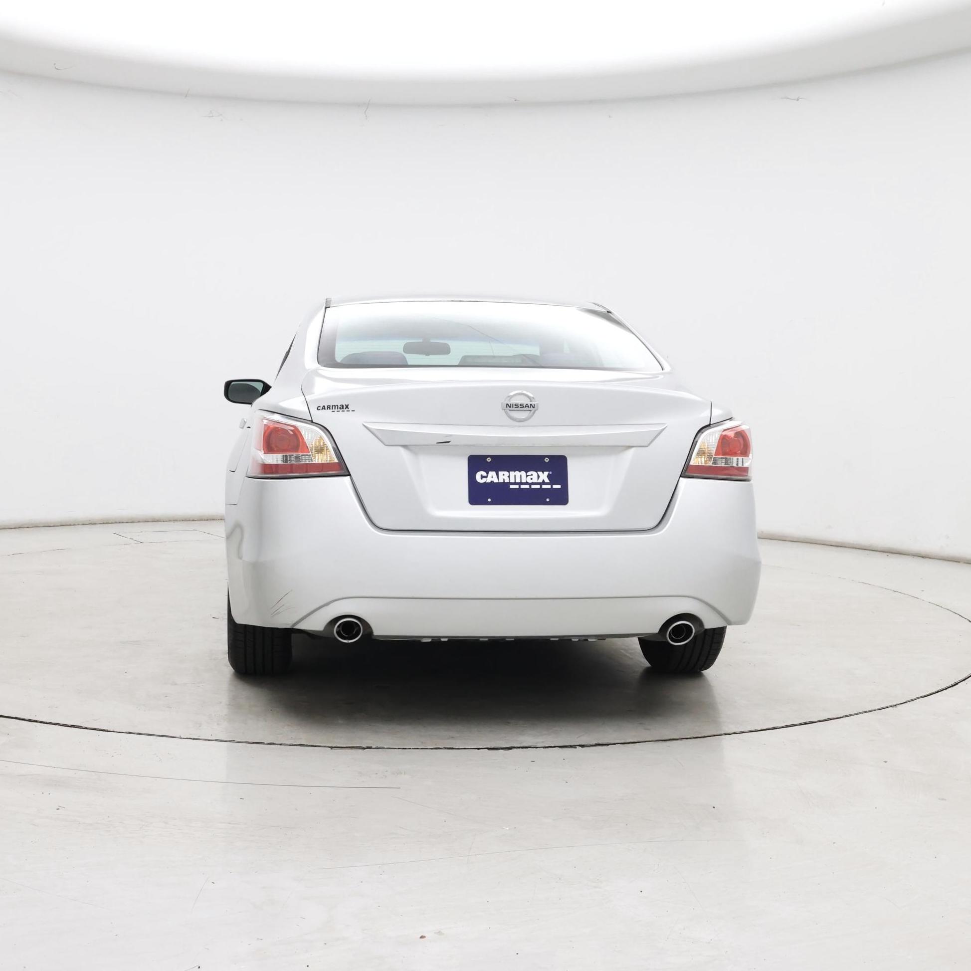 Thumbnail: 2015 Nissan Altima - 6