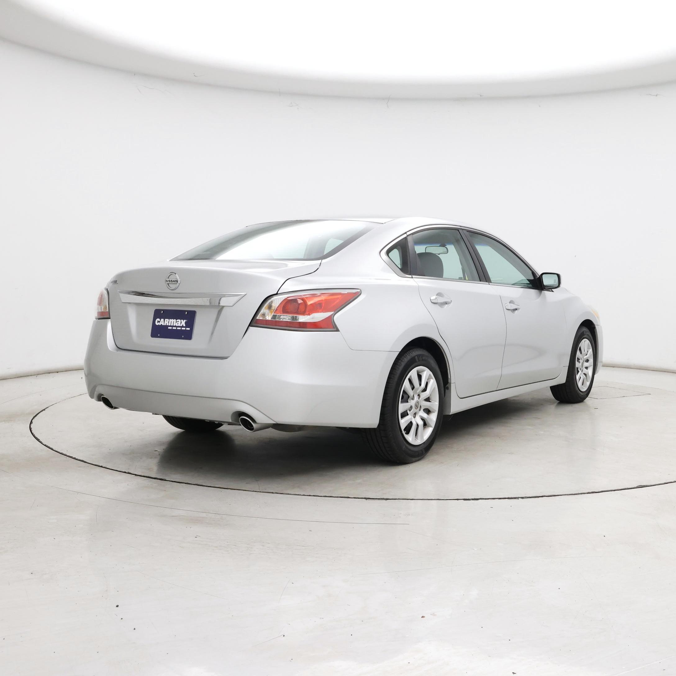 Thumbnail: 2015 Nissan Altima - 8