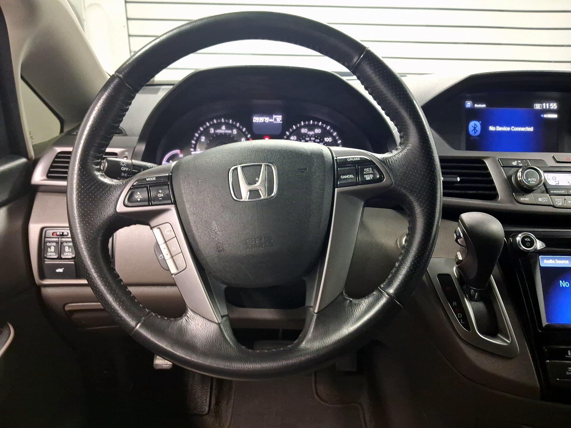 Thumbnail: 2014 Honda Odyssey - 10