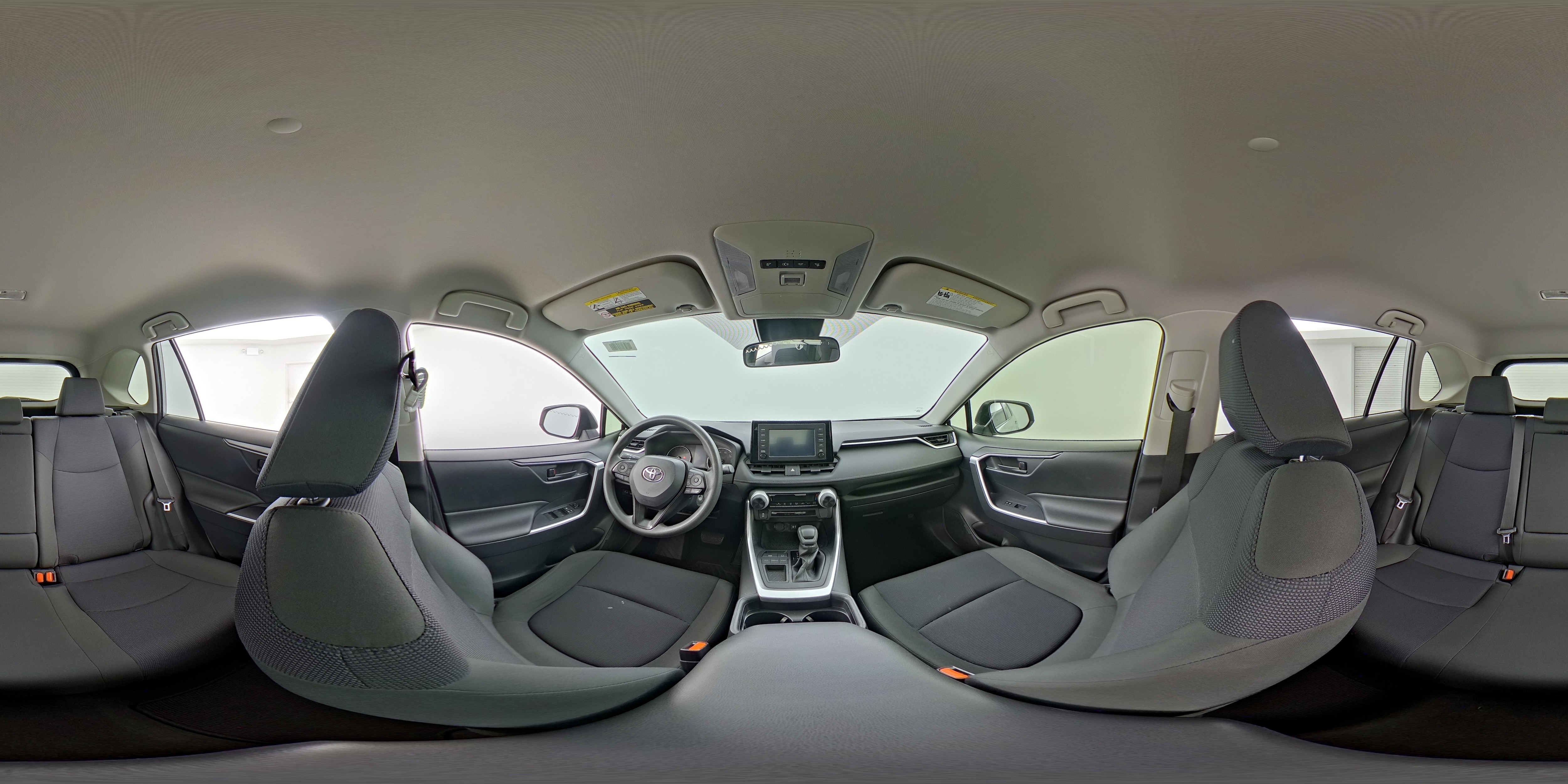 2019 Toyota RAV4 LE - Photo 24