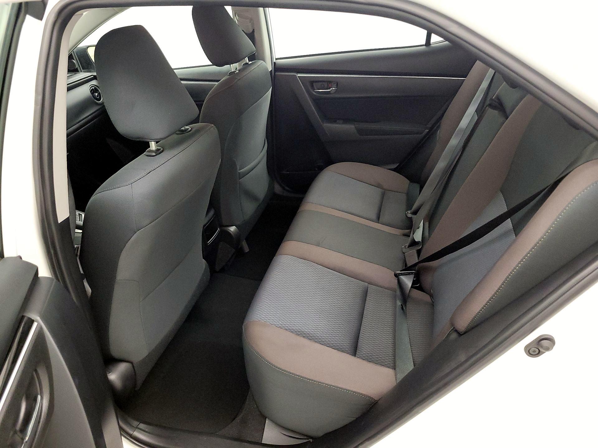 Thumbnail: 2019 Toyota Corolla - 18
