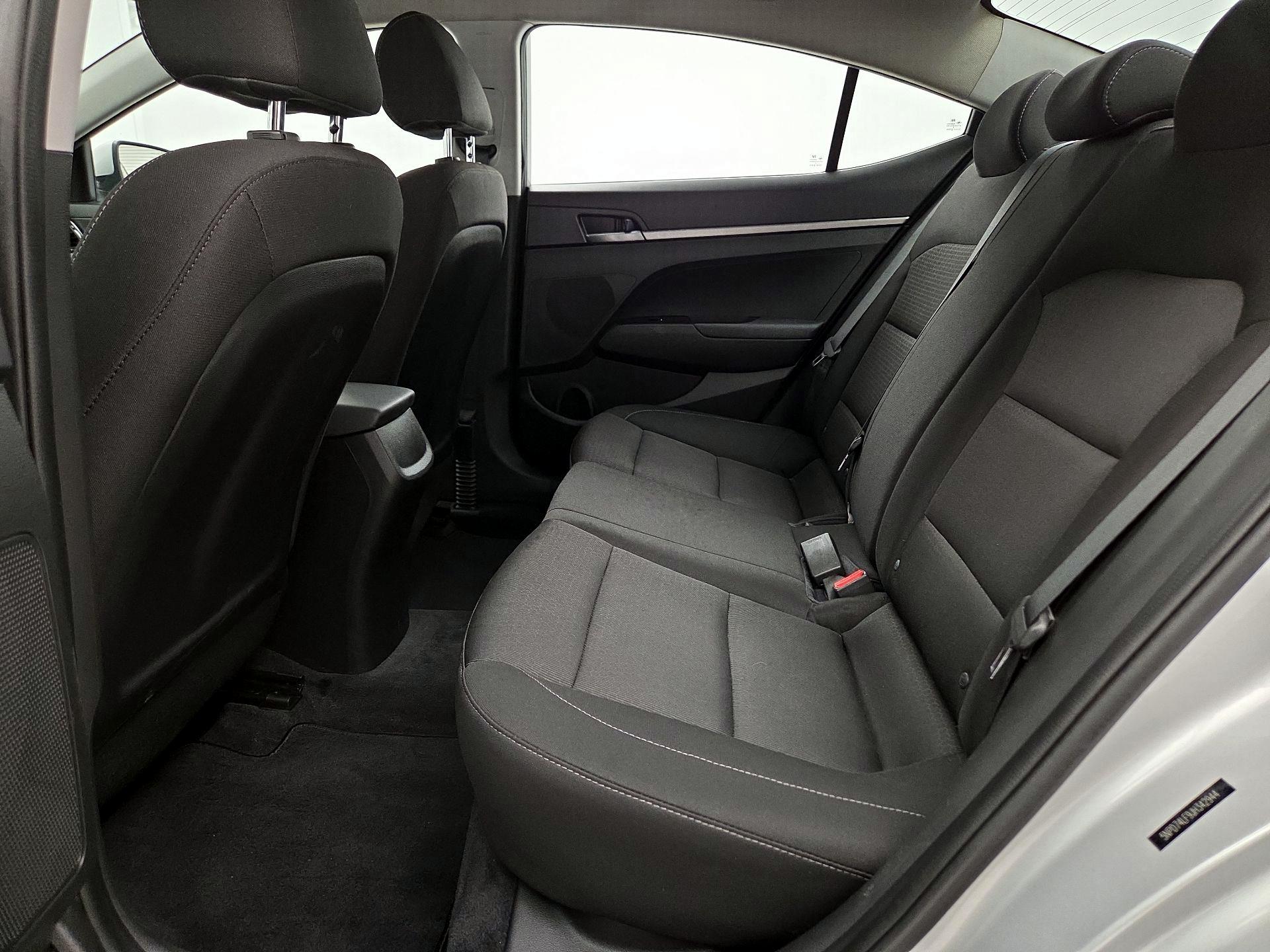 Thumbnail: 2018 Hyundai Elantra - 18