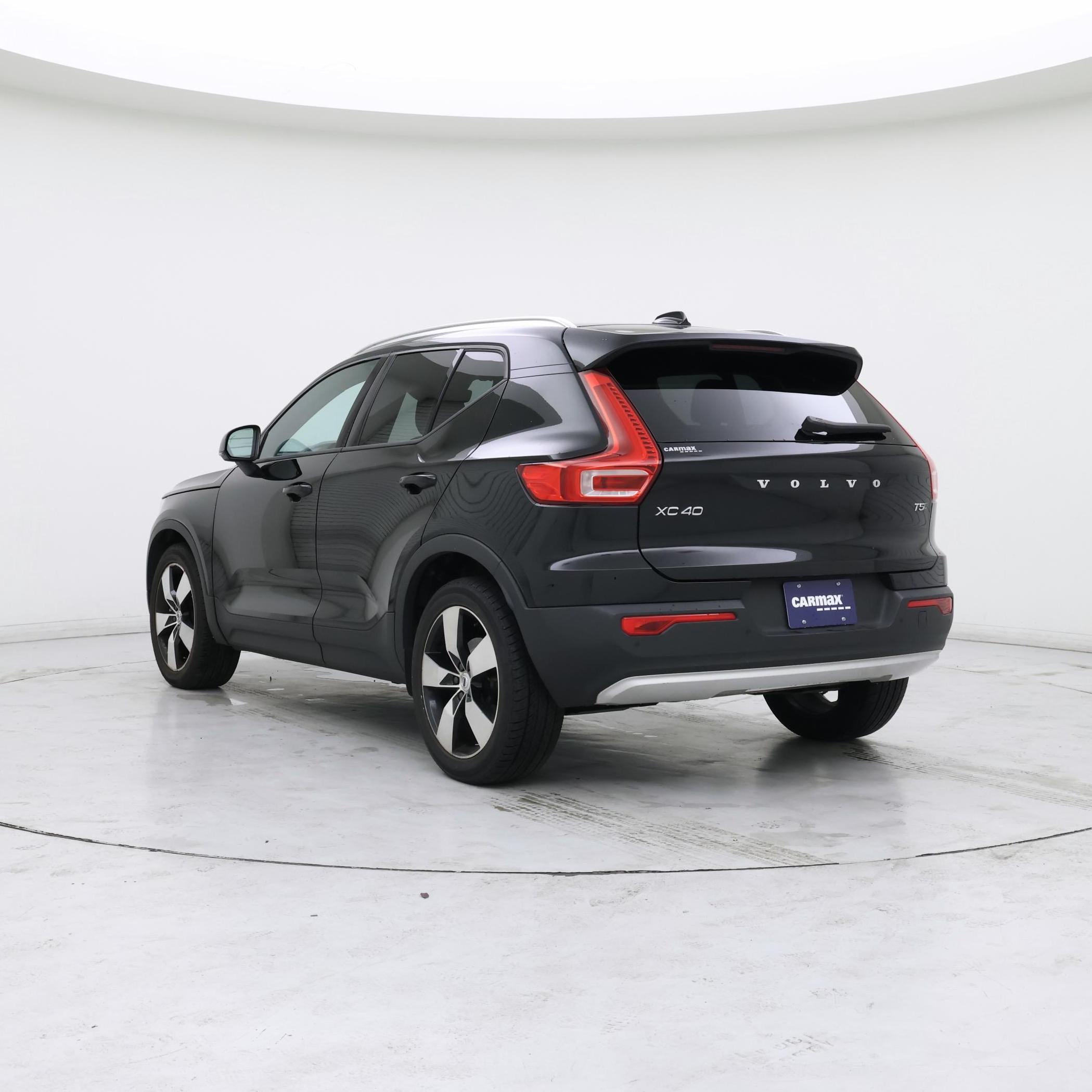 Thumbnail: 2020 Volvo XC40 - 2