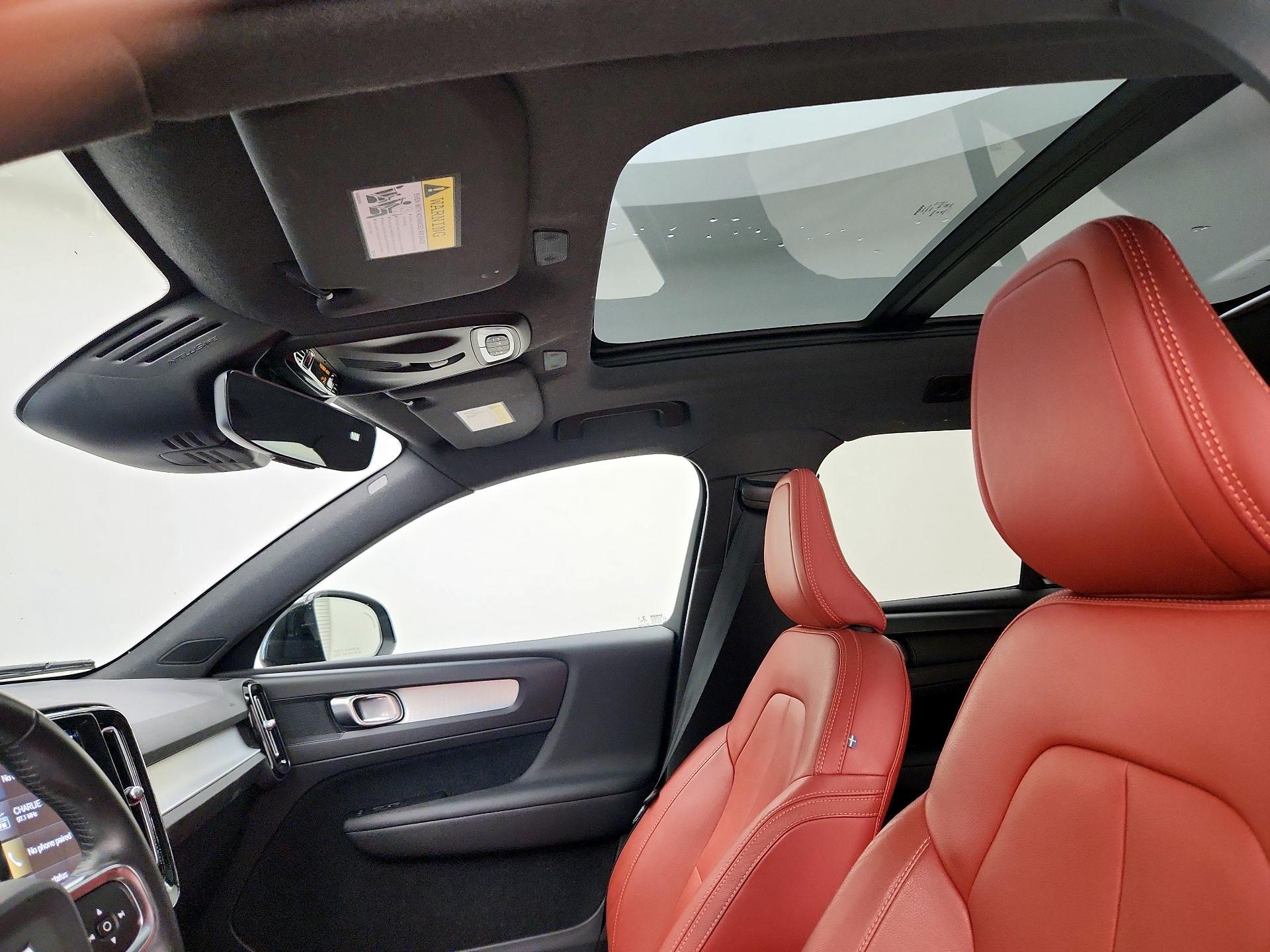 Thumbnail: 2020 Volvo XC40 - 19