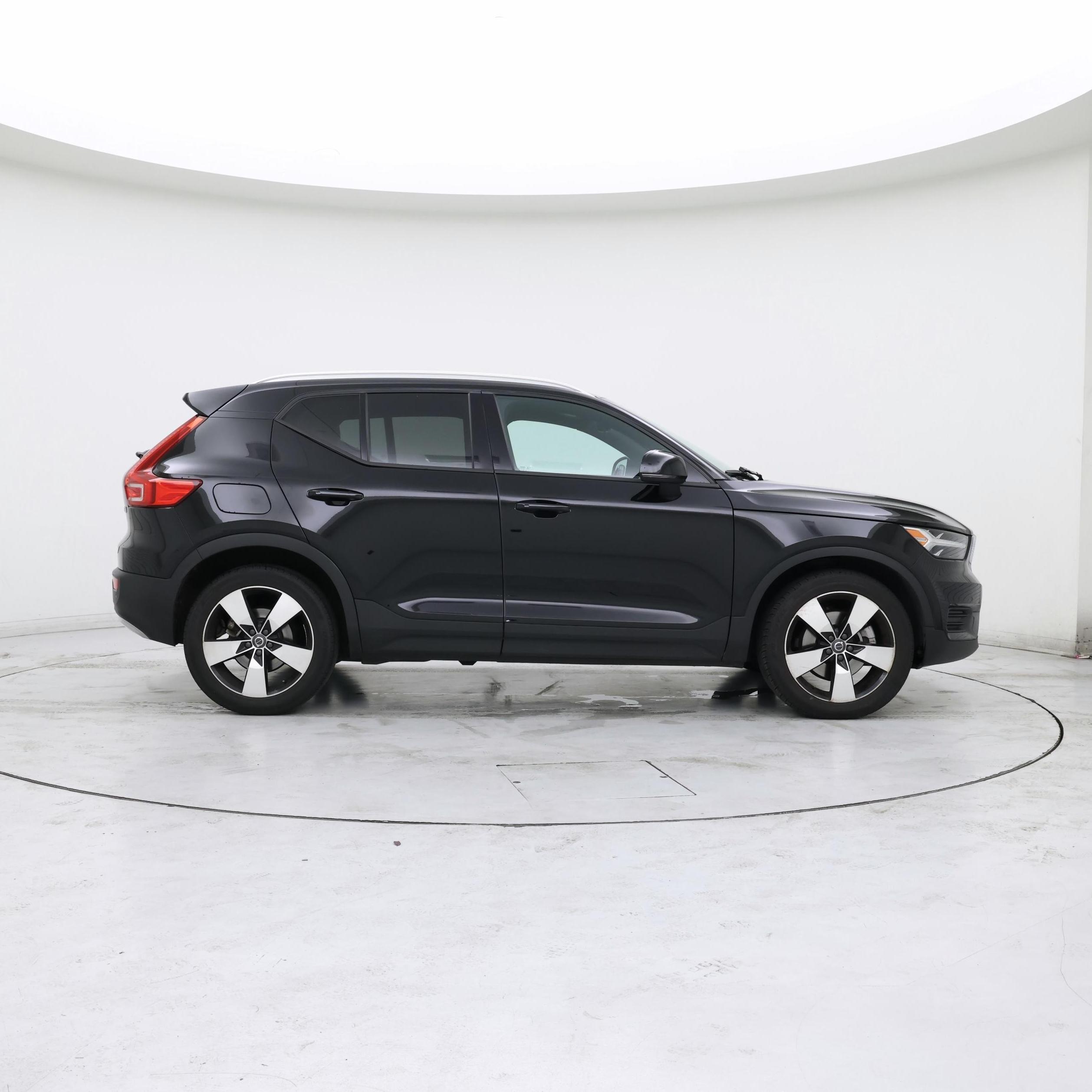 Thumbnail: 2020 Volvo XC40 - 7