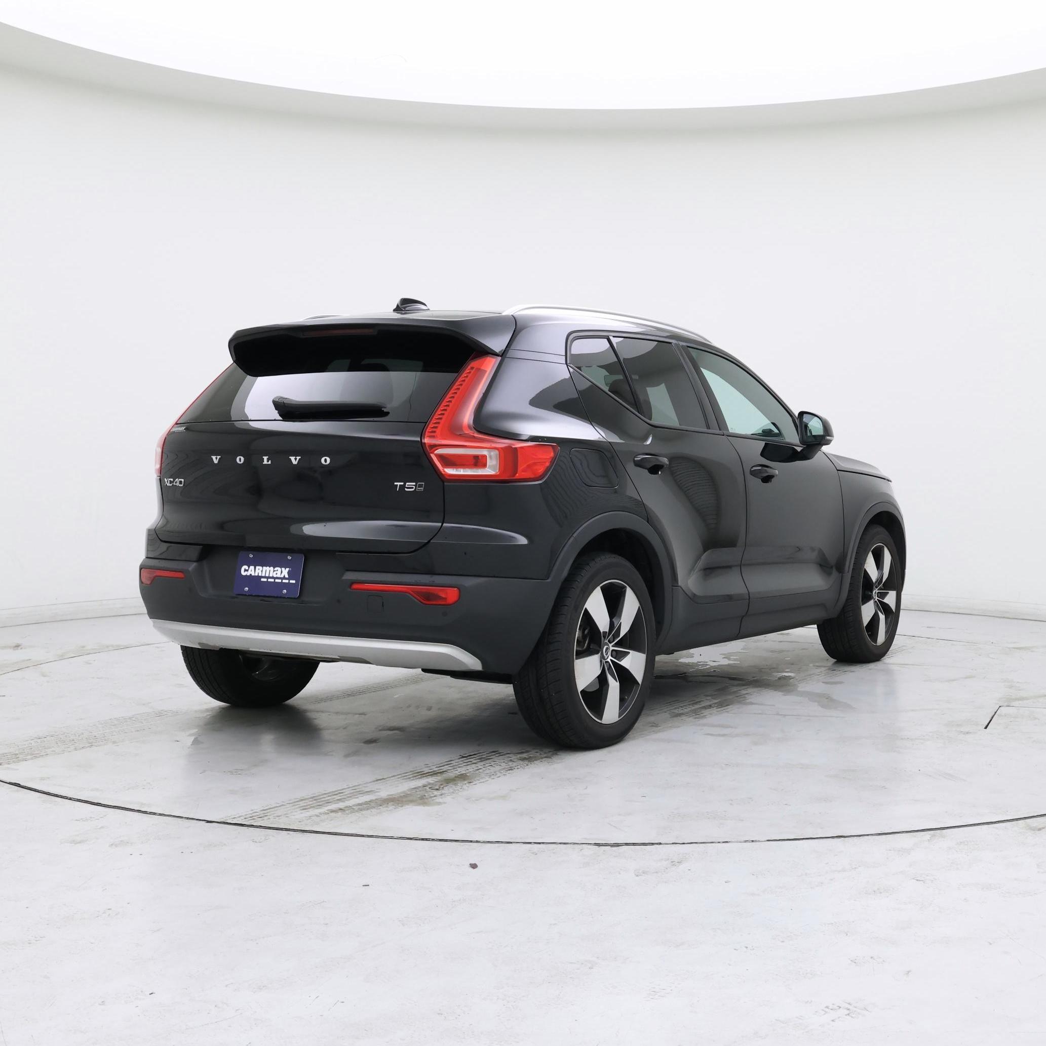 Thumbnail: 2020 Volvo XC40 - 8
