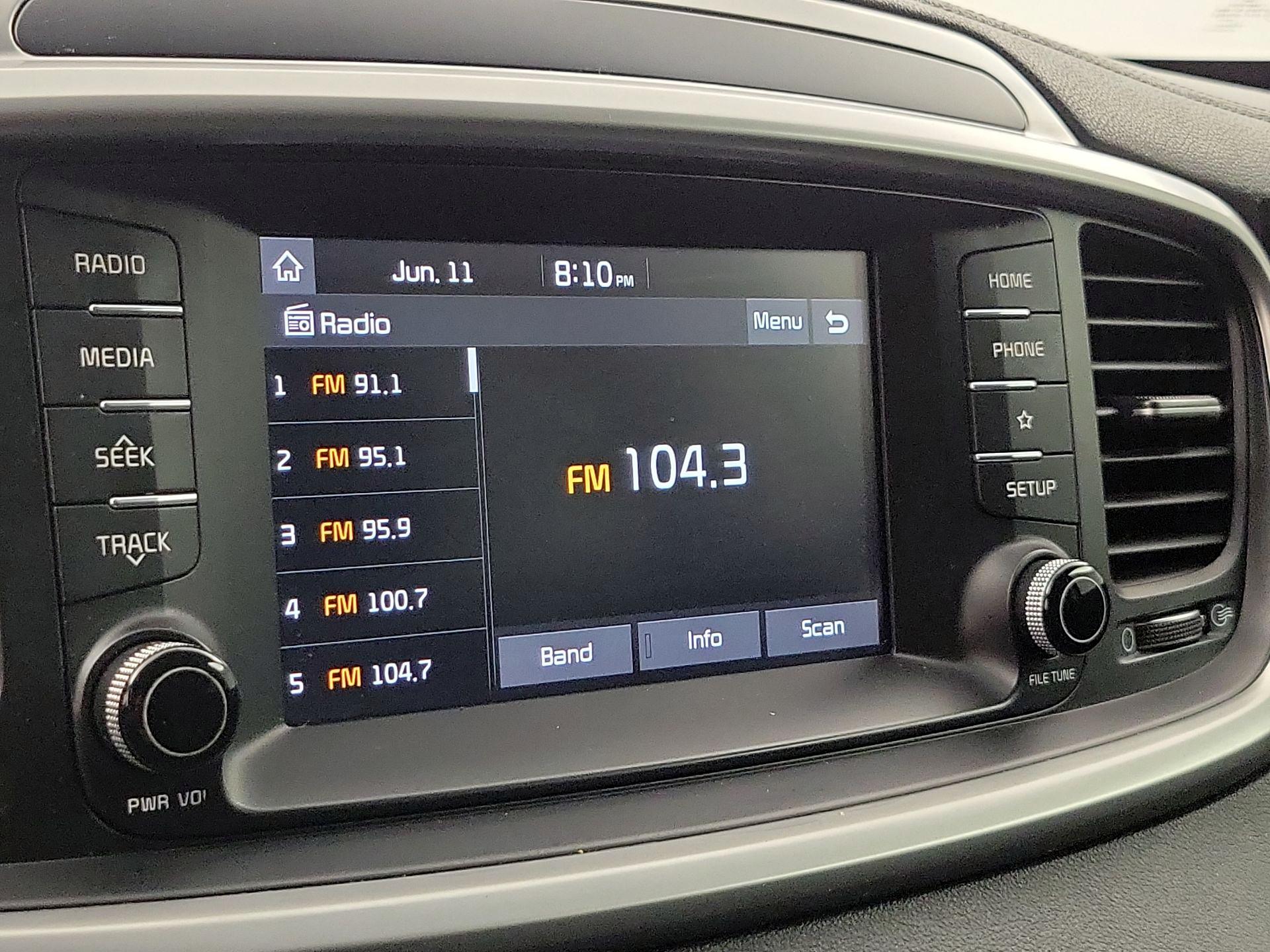 Thumbnail: 2019 Kia Sorento - 15