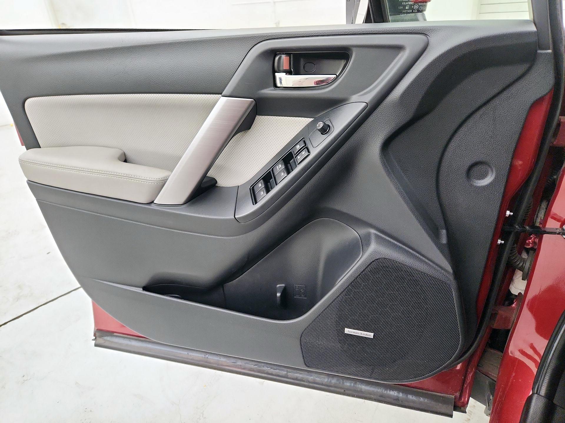Thumbnail: 2015 Subaru Forester - 12