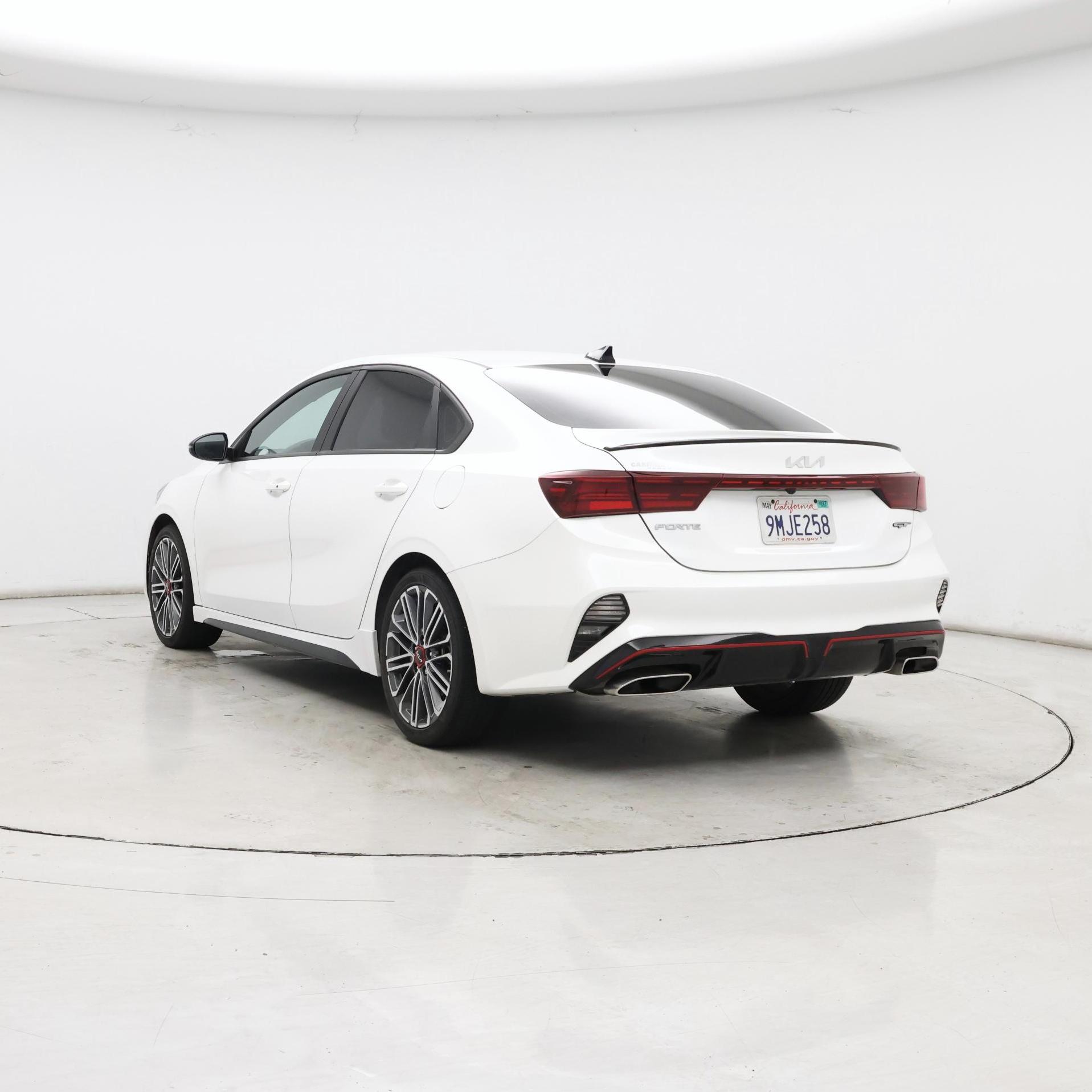 Thumbnail: 2024 Kia Forte - 2