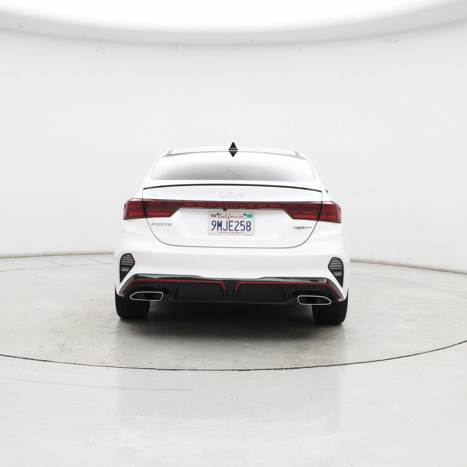 Thumbnail: 2024 Kia Forte - 6