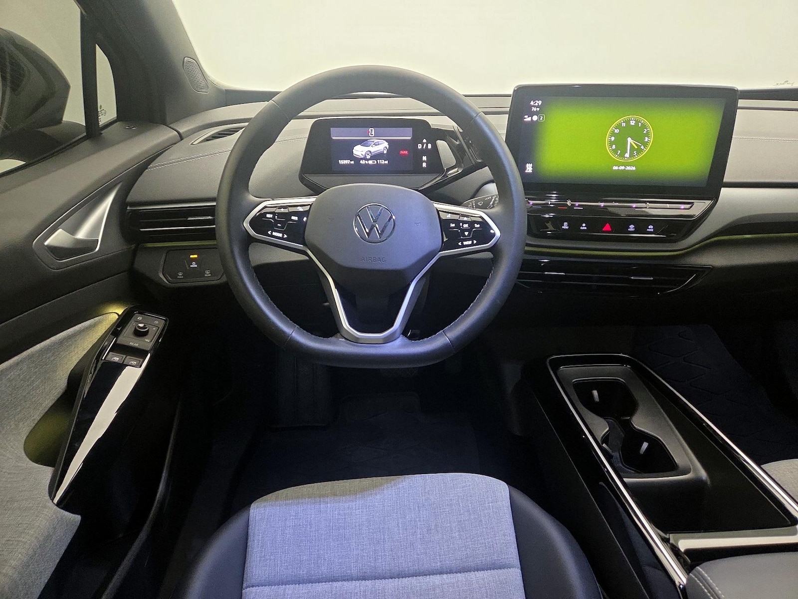 2023 Volkswagen ID.4 PRO - Photo 11