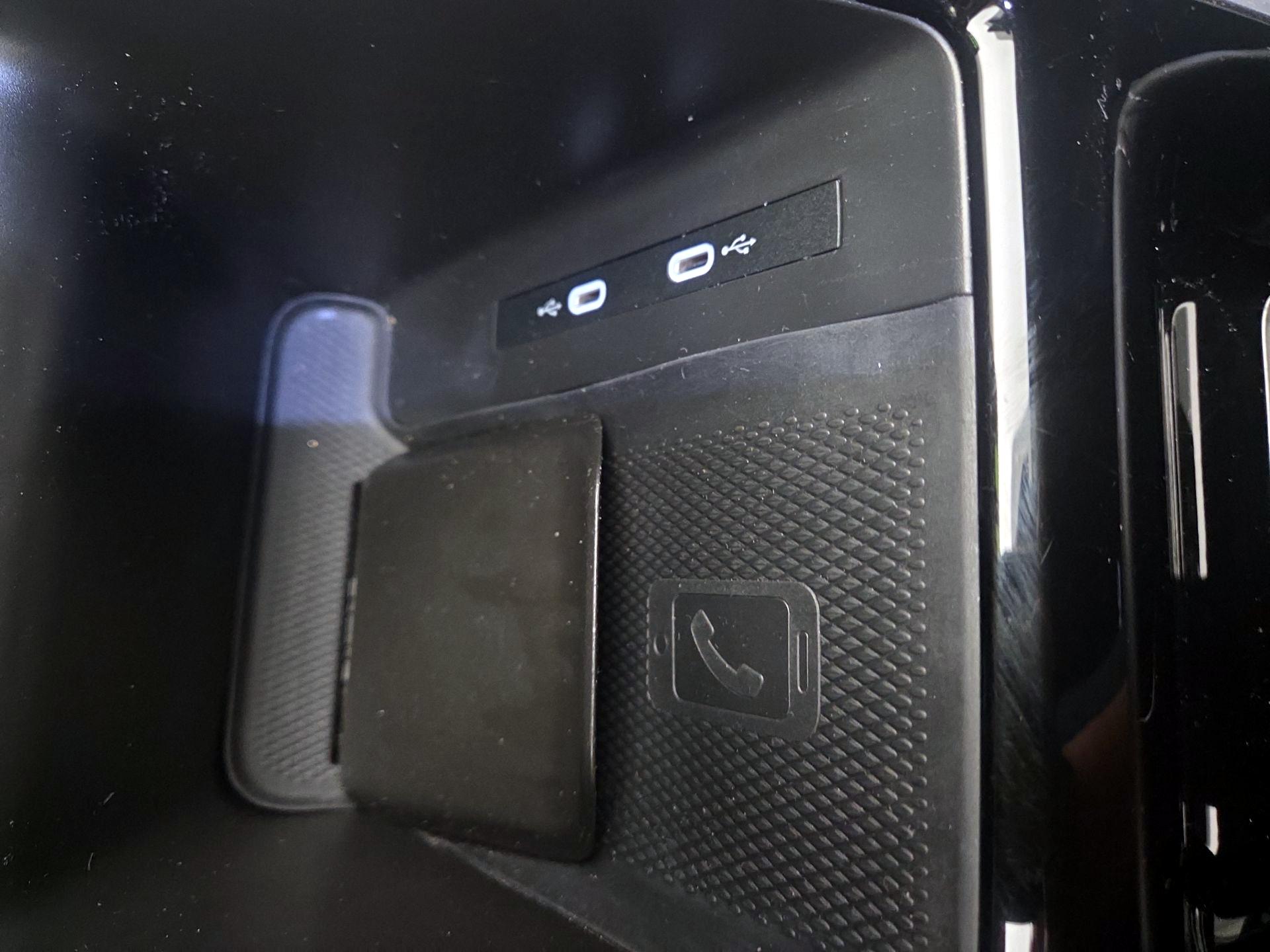 Thumbnail: 2023 Volkswagen ID.4 - 19