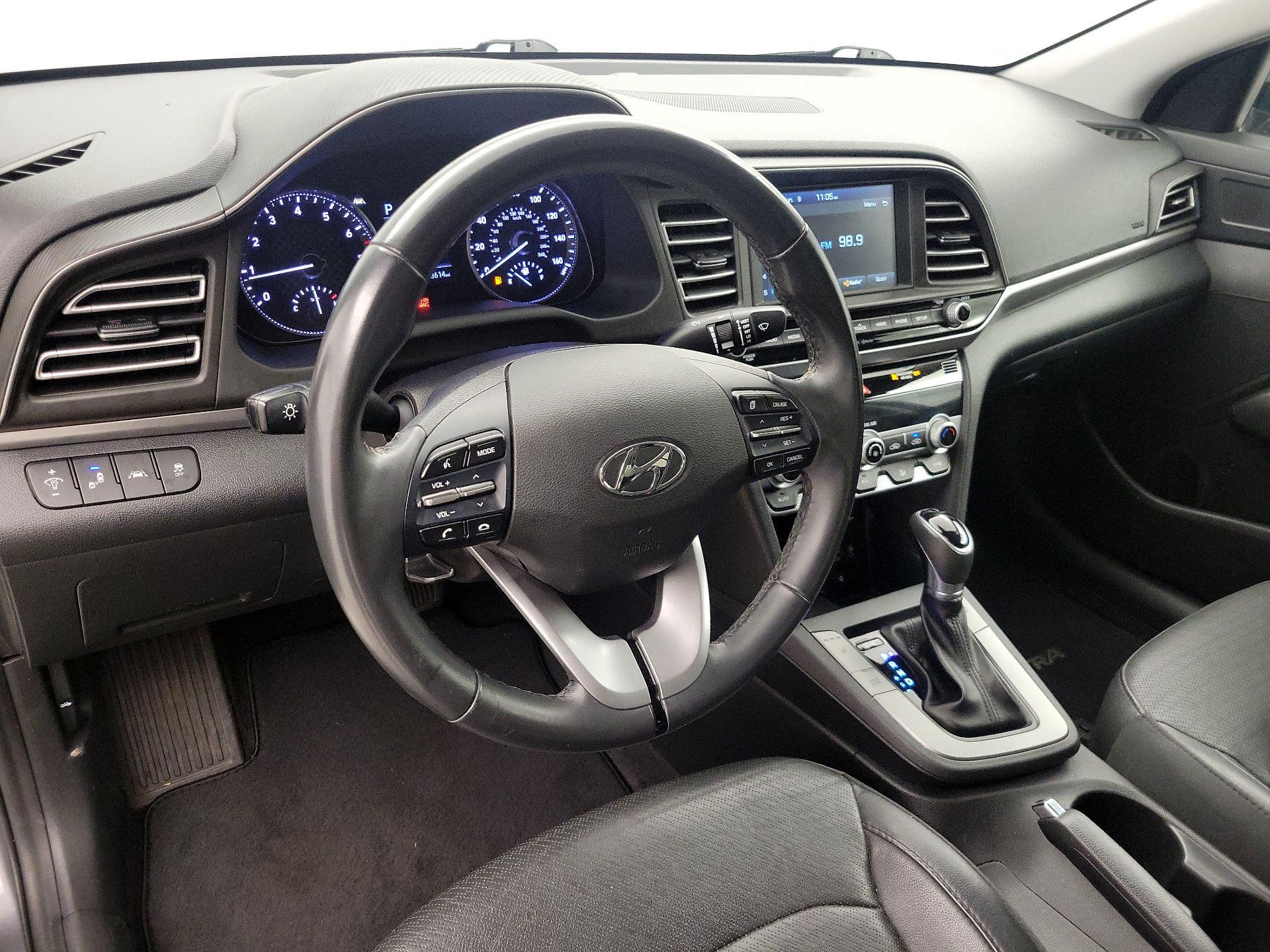 Thumbnail: 2020 Hyundai Elantra - 9