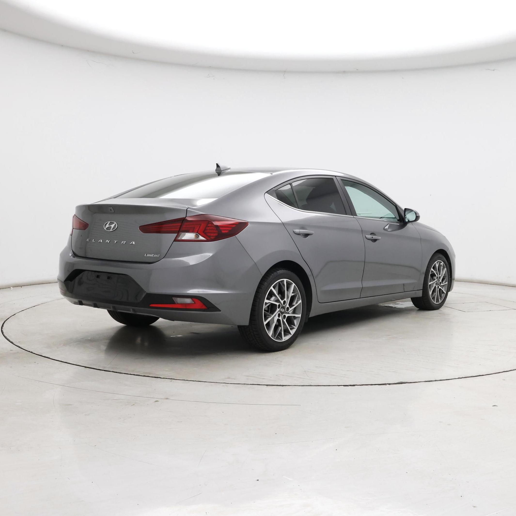 Thumbnail: 2020 Hyundai Elantra - 8