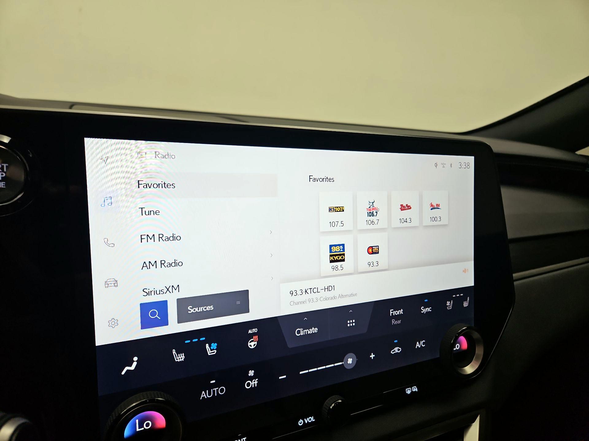 Thumbnail: 2023 Lexus RX - 15