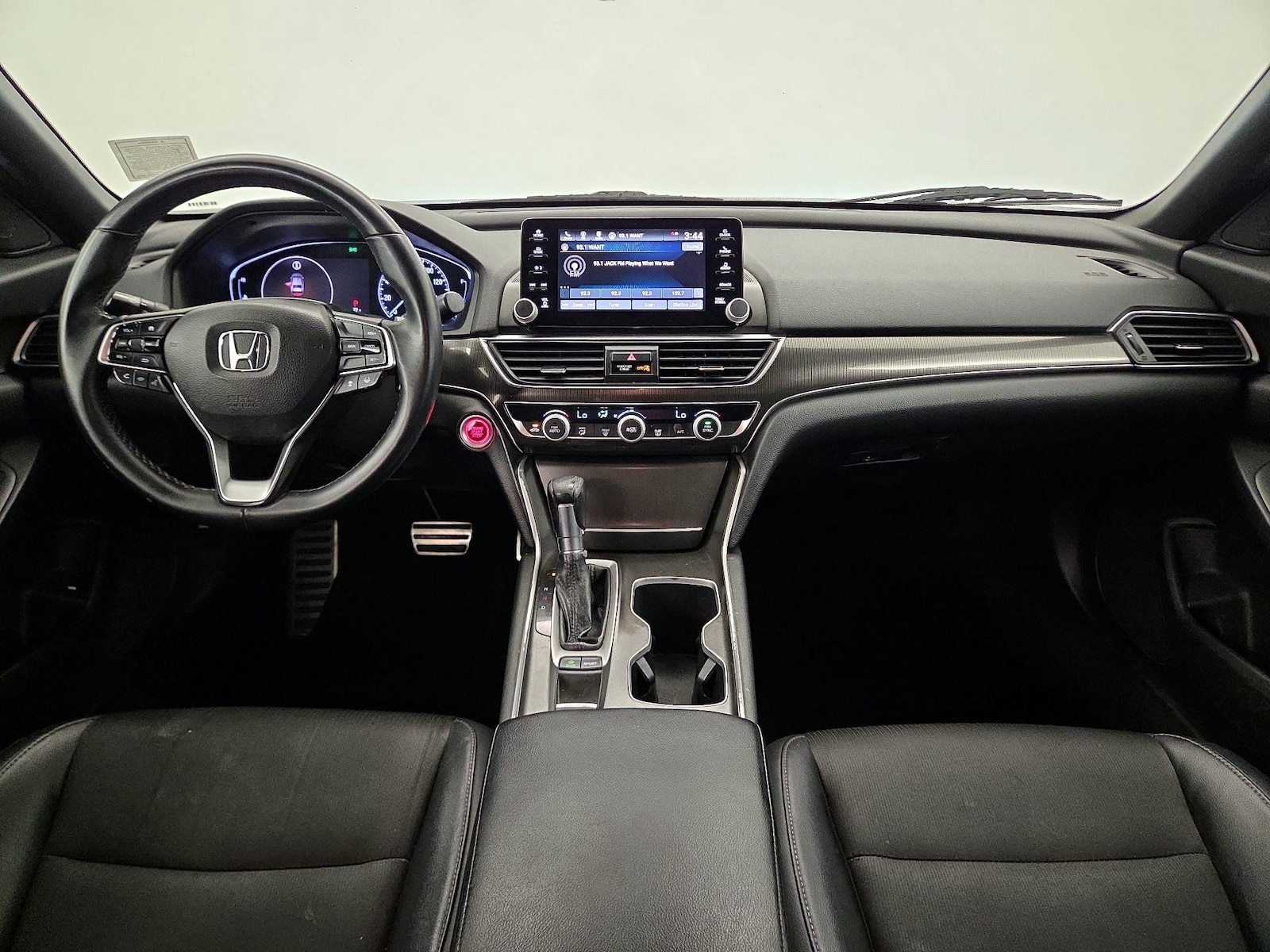 Apple CarPlay® & Android Auto™