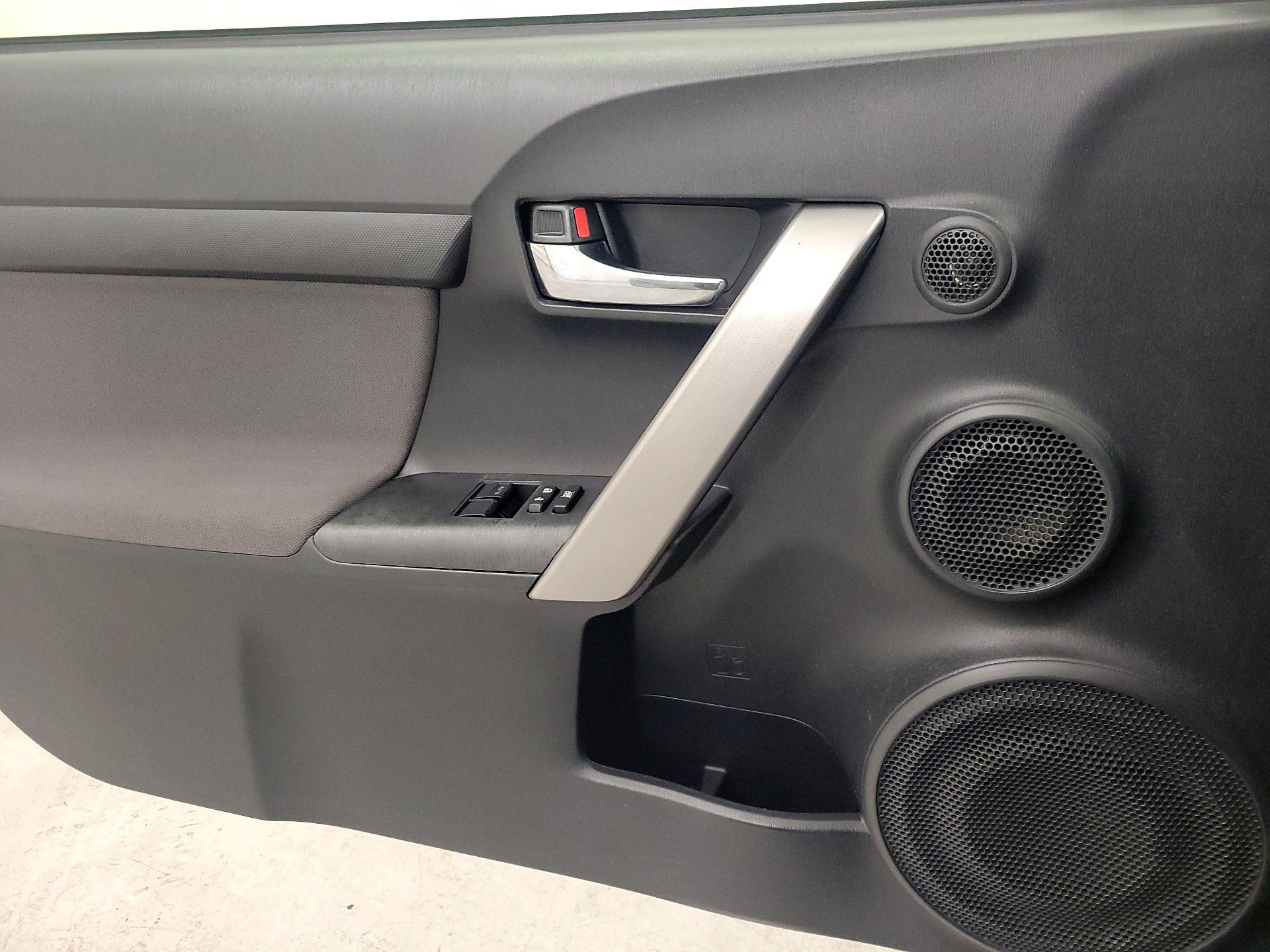 Thumbnail: 2016 Scion tC - 12