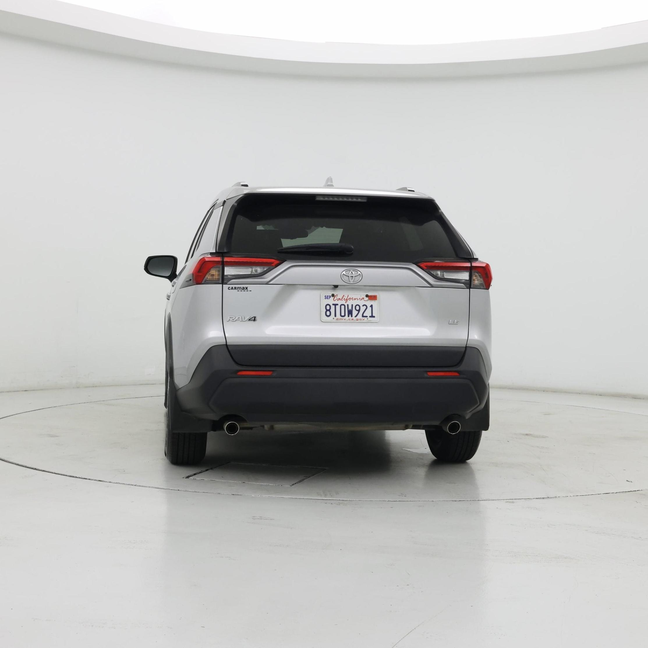 Thumbnail: 2019 Toyota RAV4 - 6