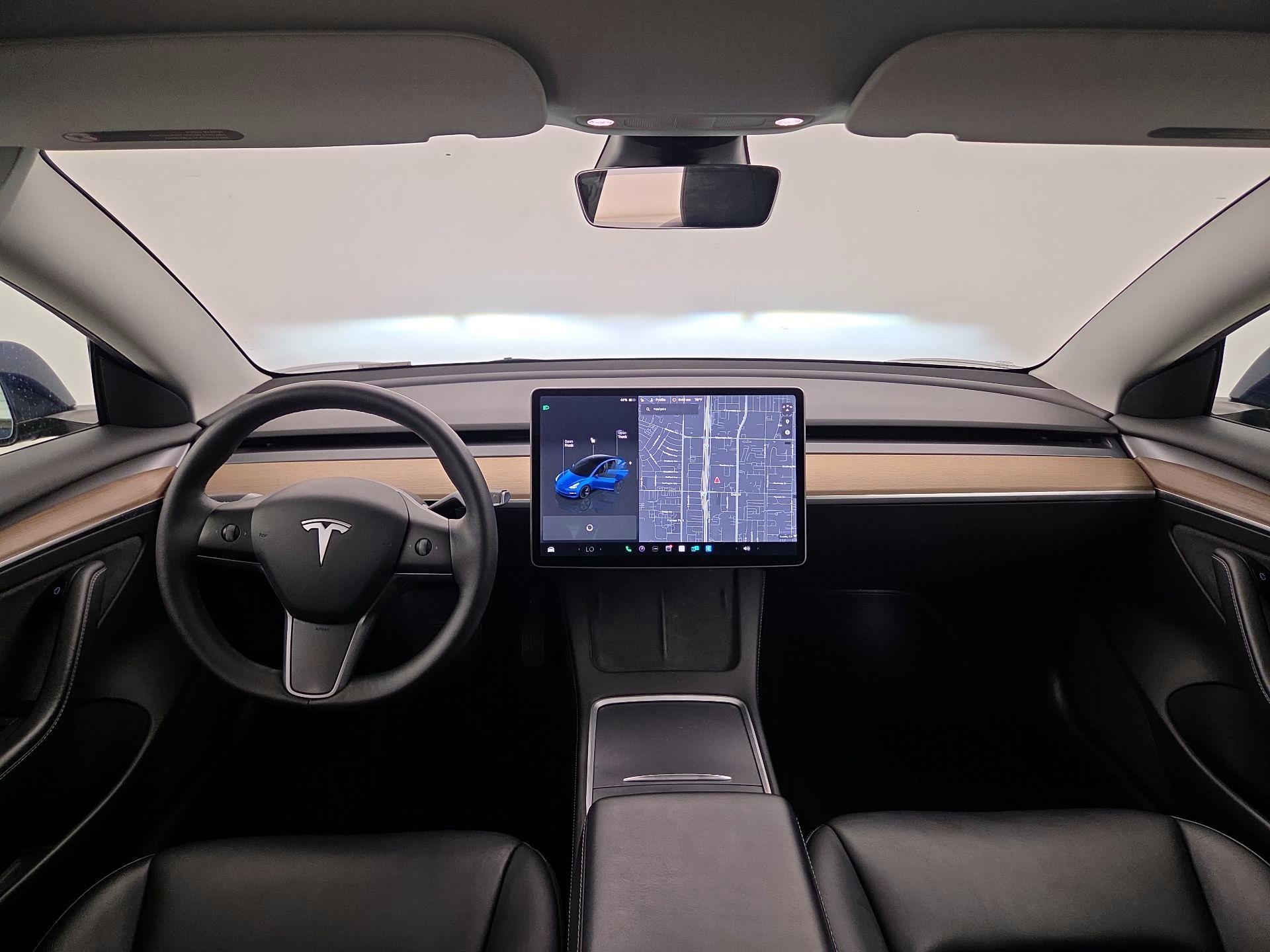 Thumbnail: 2022 Tesla Model 3 - 9