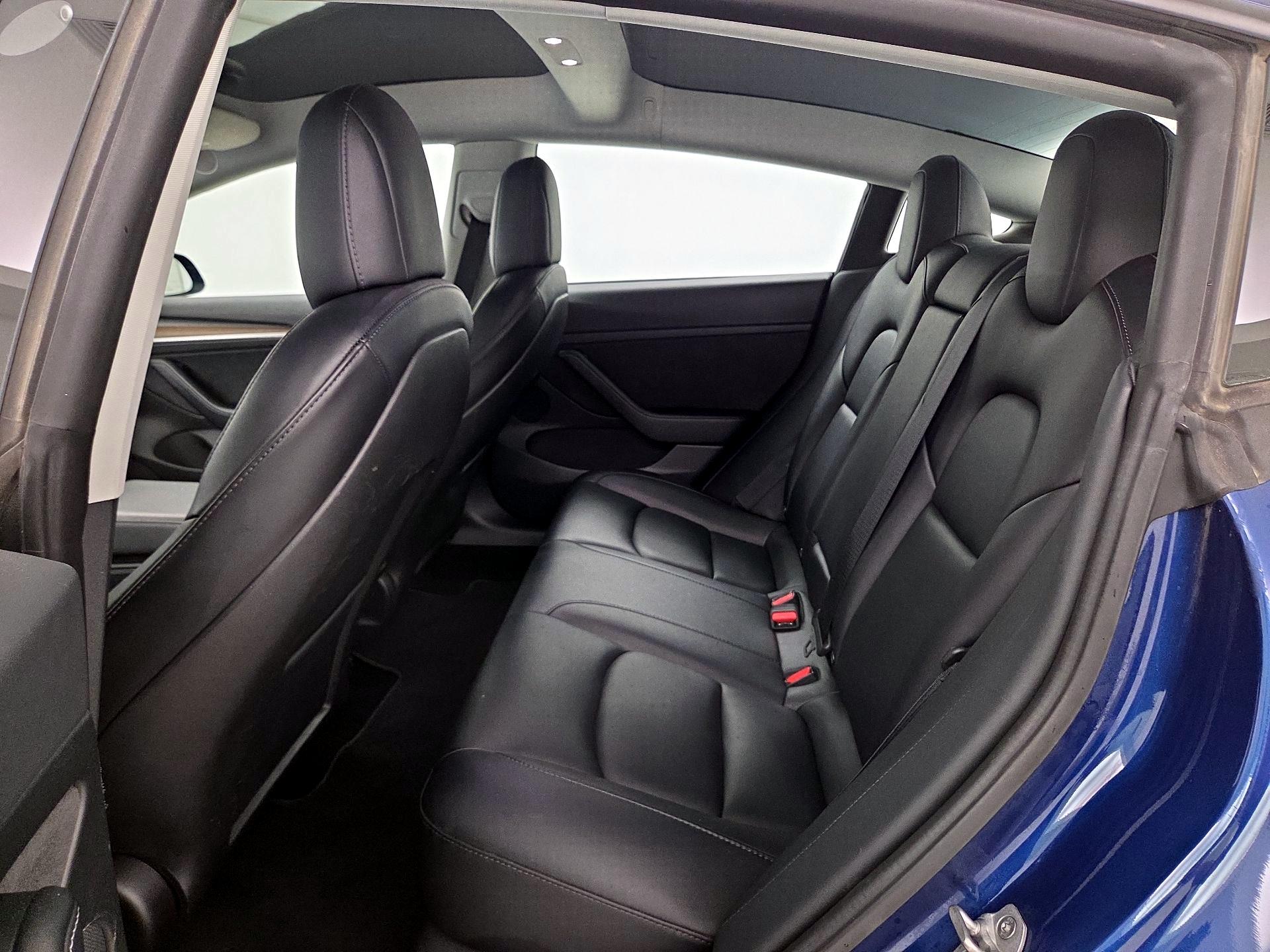 Thumbnail: 2022 Tesla Model 3 - 19