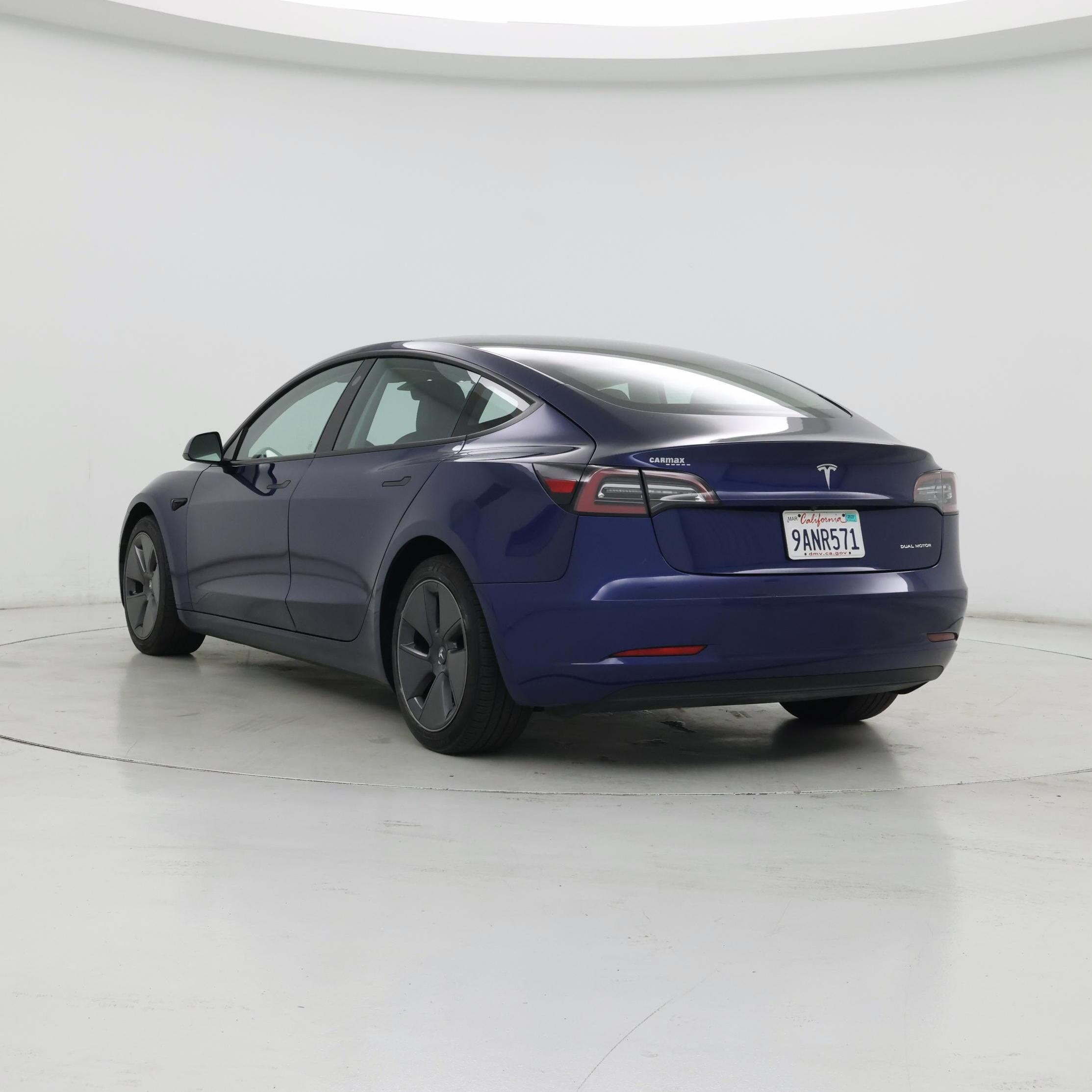 Thumbnail: 2022 Tesla Model 3 - 7