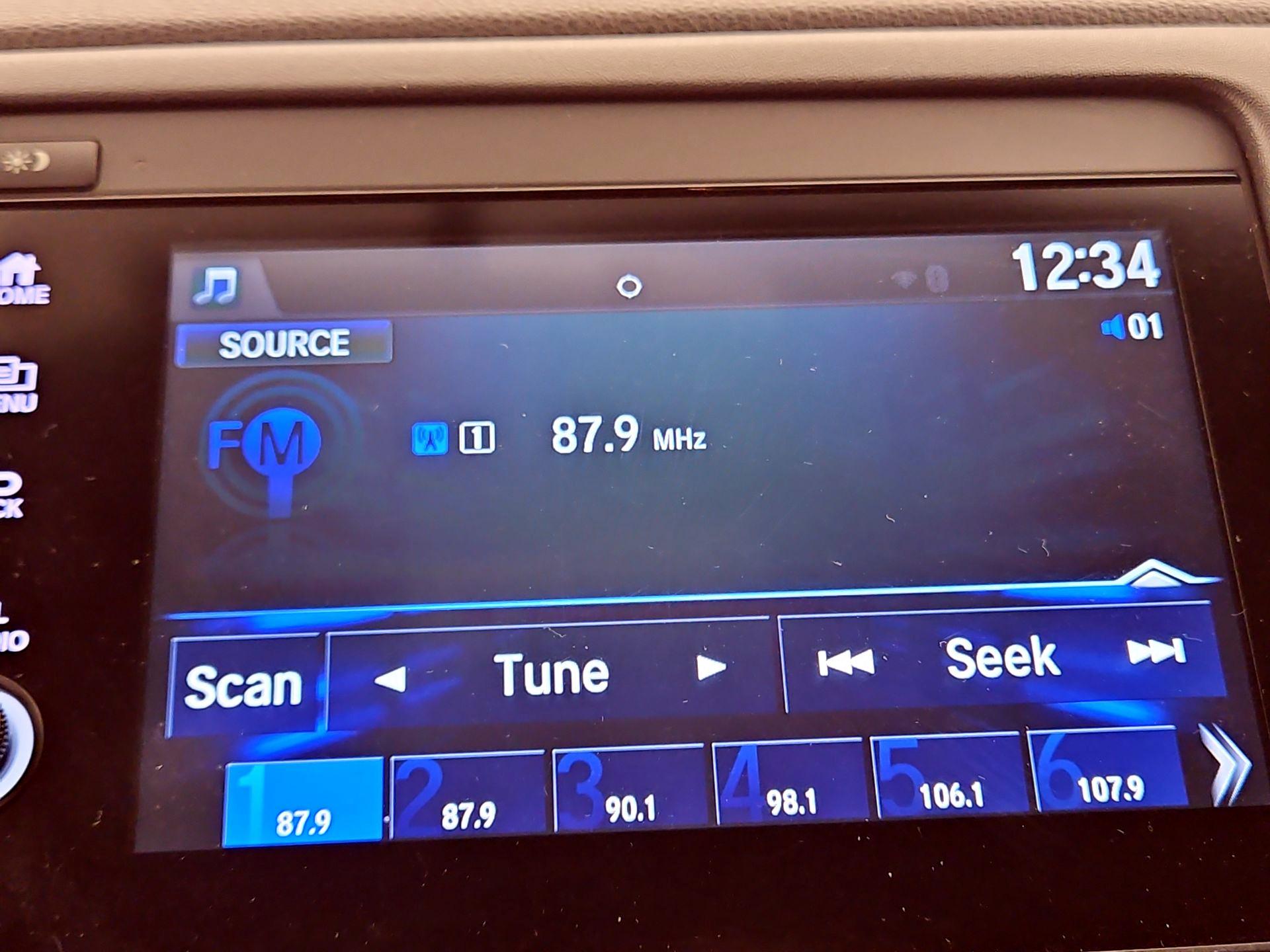 Thumbnail: 2019 Honda HR-V - 15