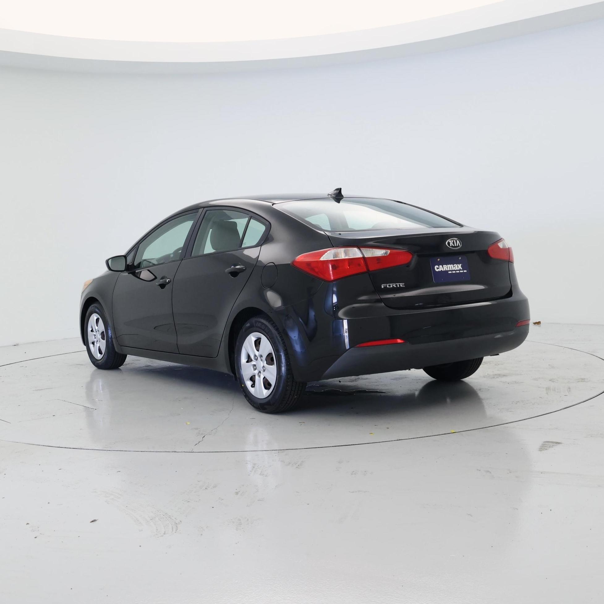 Thumbnail: 2016 Kia Forte - 2