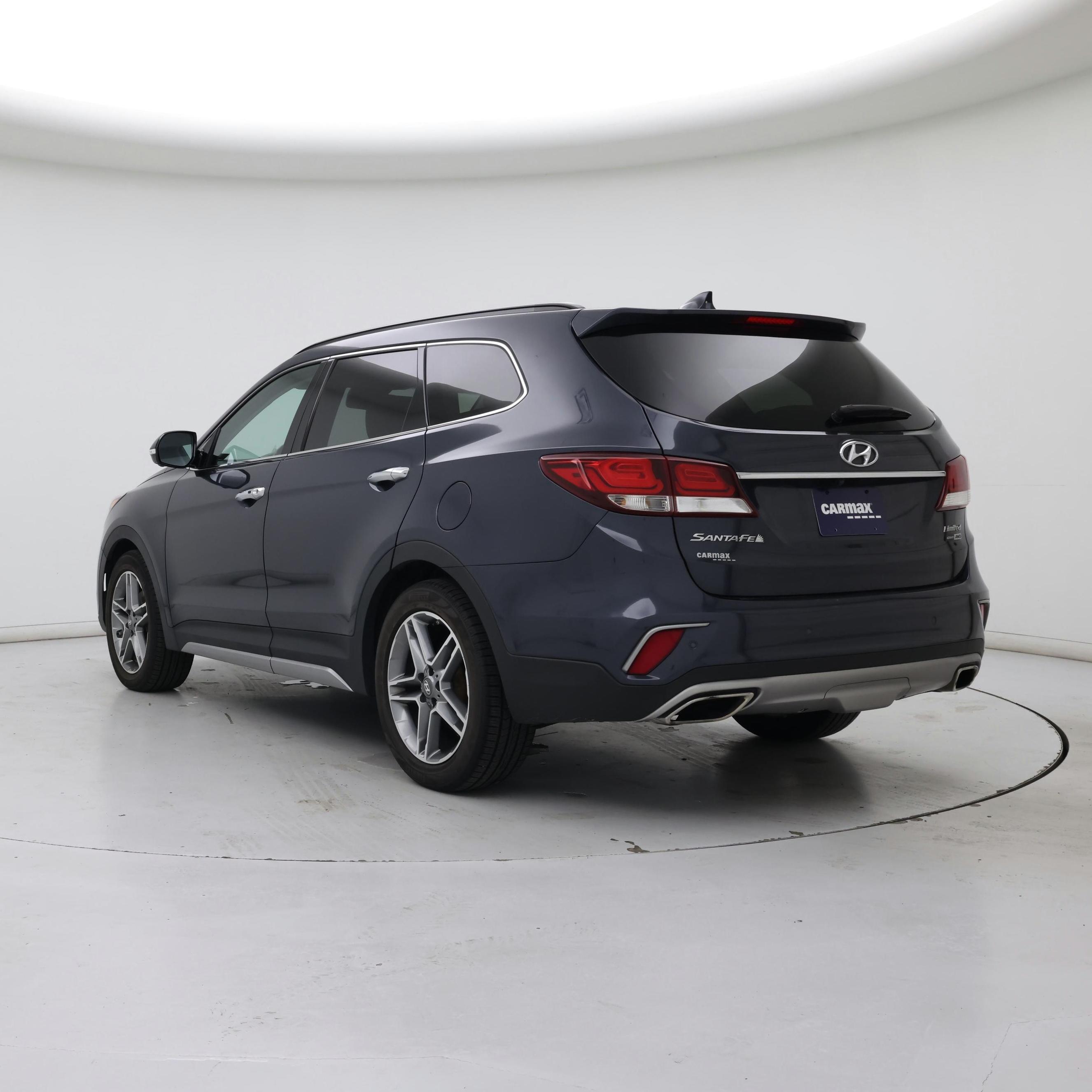 Thumbnail: 2017 Hyundai Santa Fe - 2
