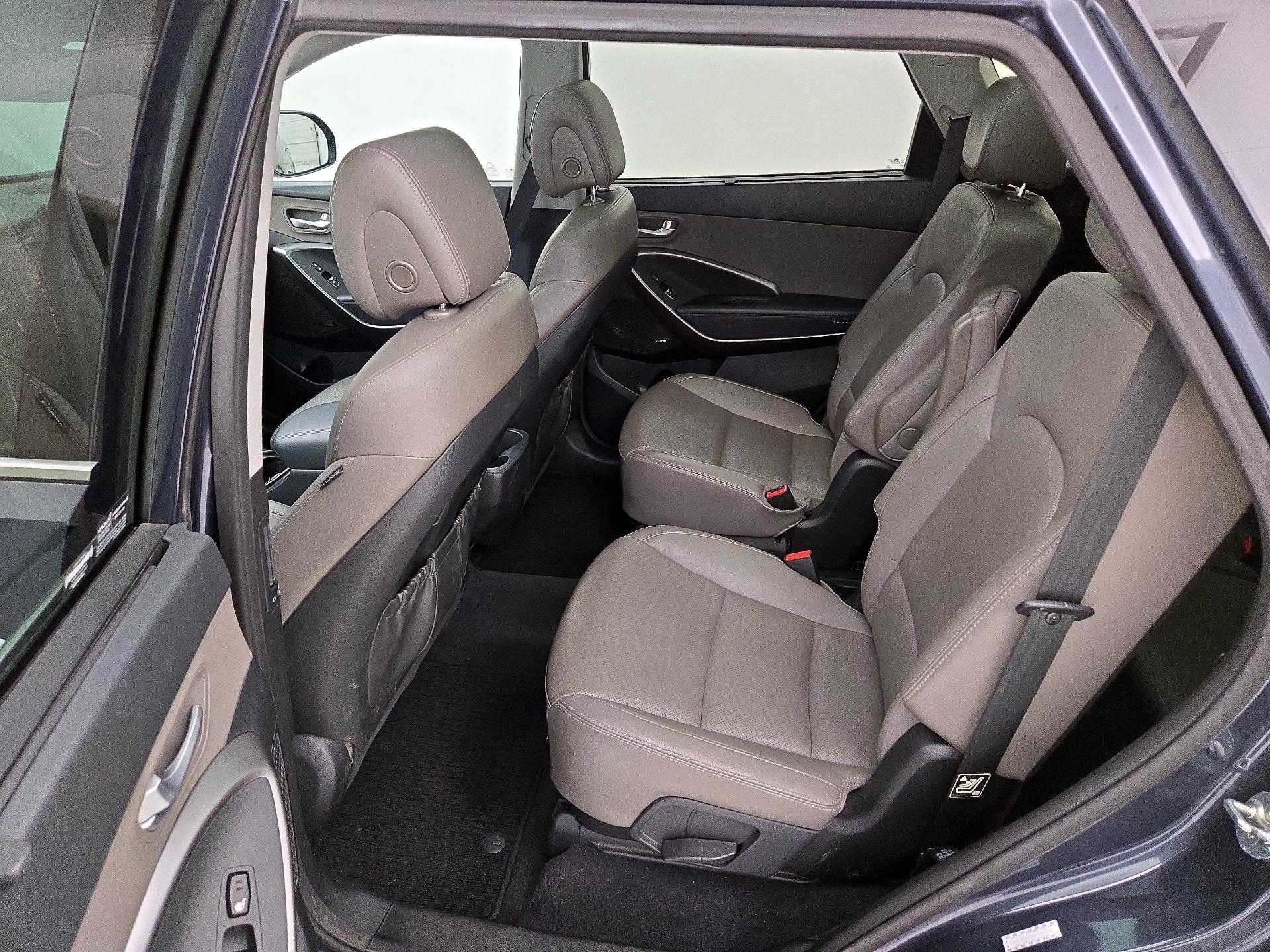 Thumbnail: 2017 Hyundai Santa Fe - 20