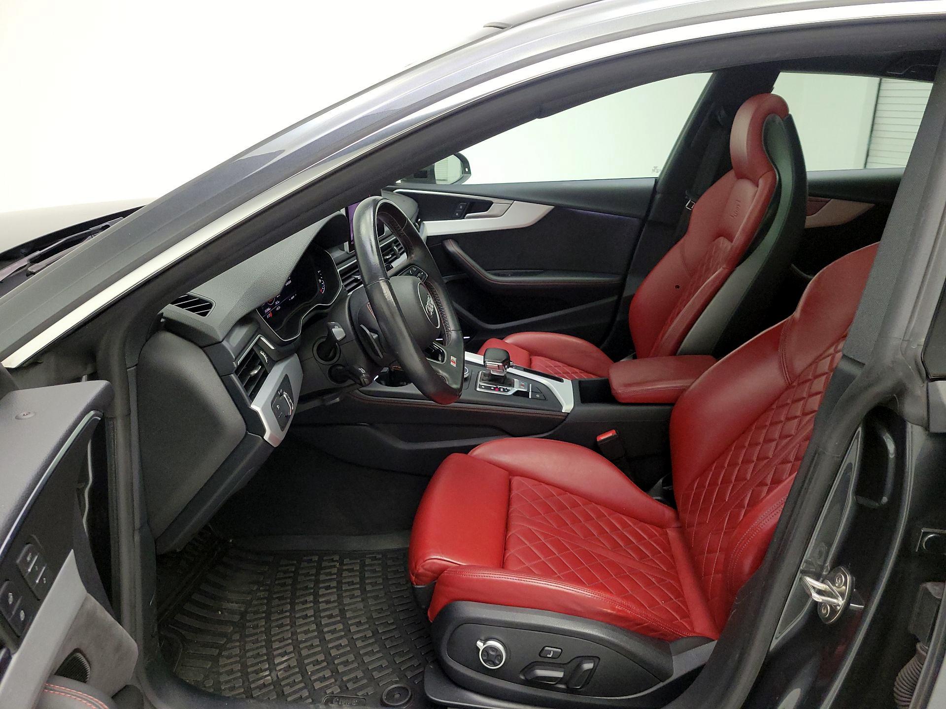Thumbnail: 2019 Audi S5 - 11